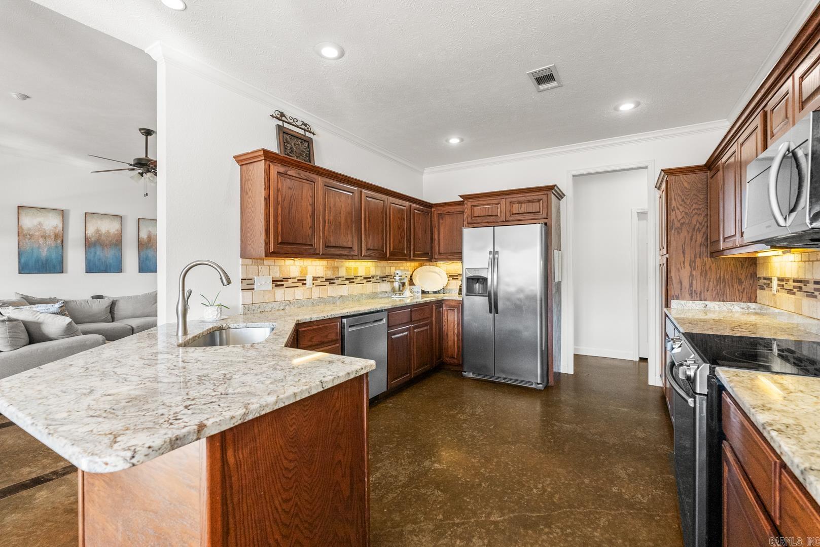 5 Savage Lane  Greenbrier, AR