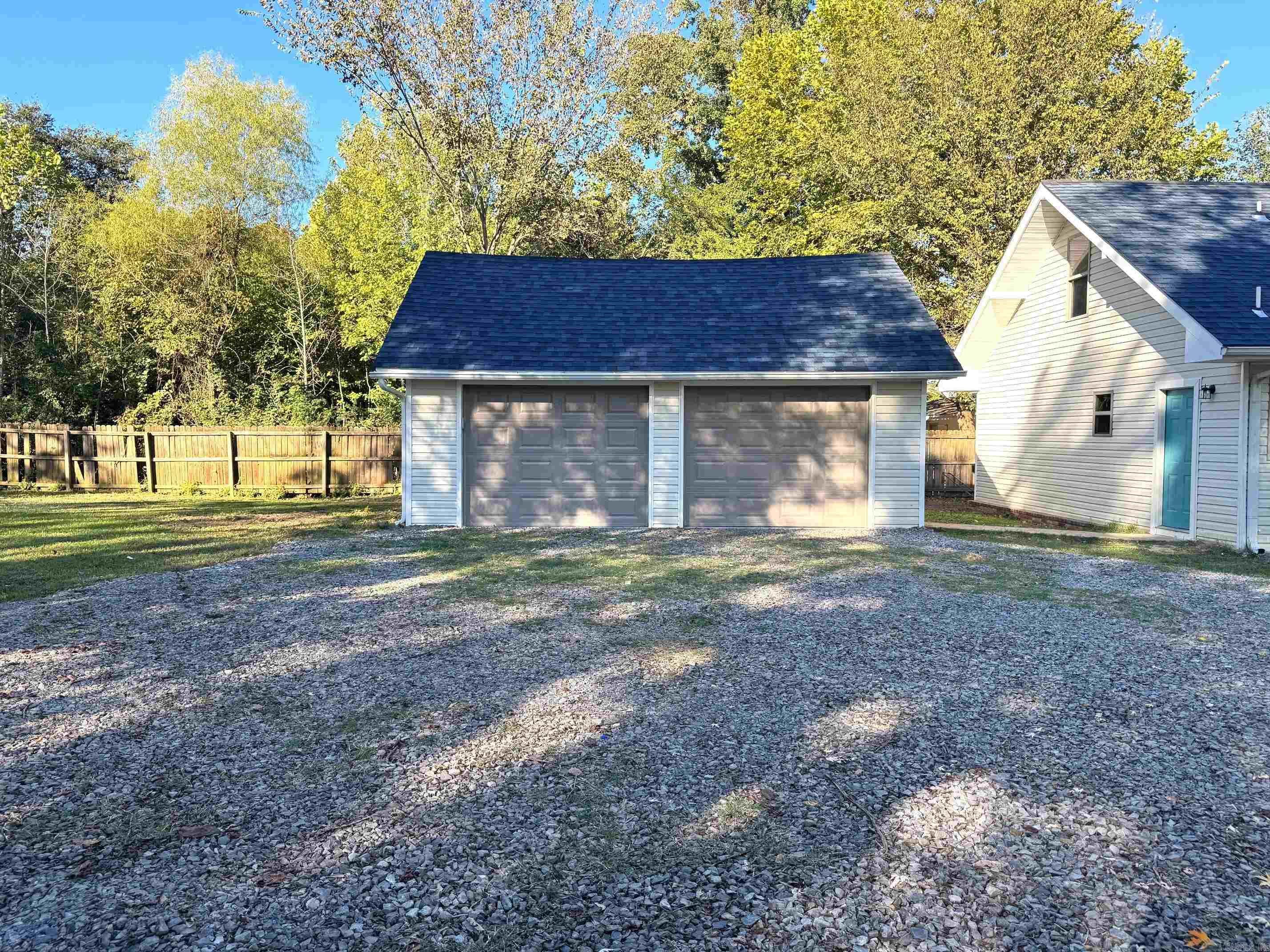 307 Wall Street Morrilton, AR 72110