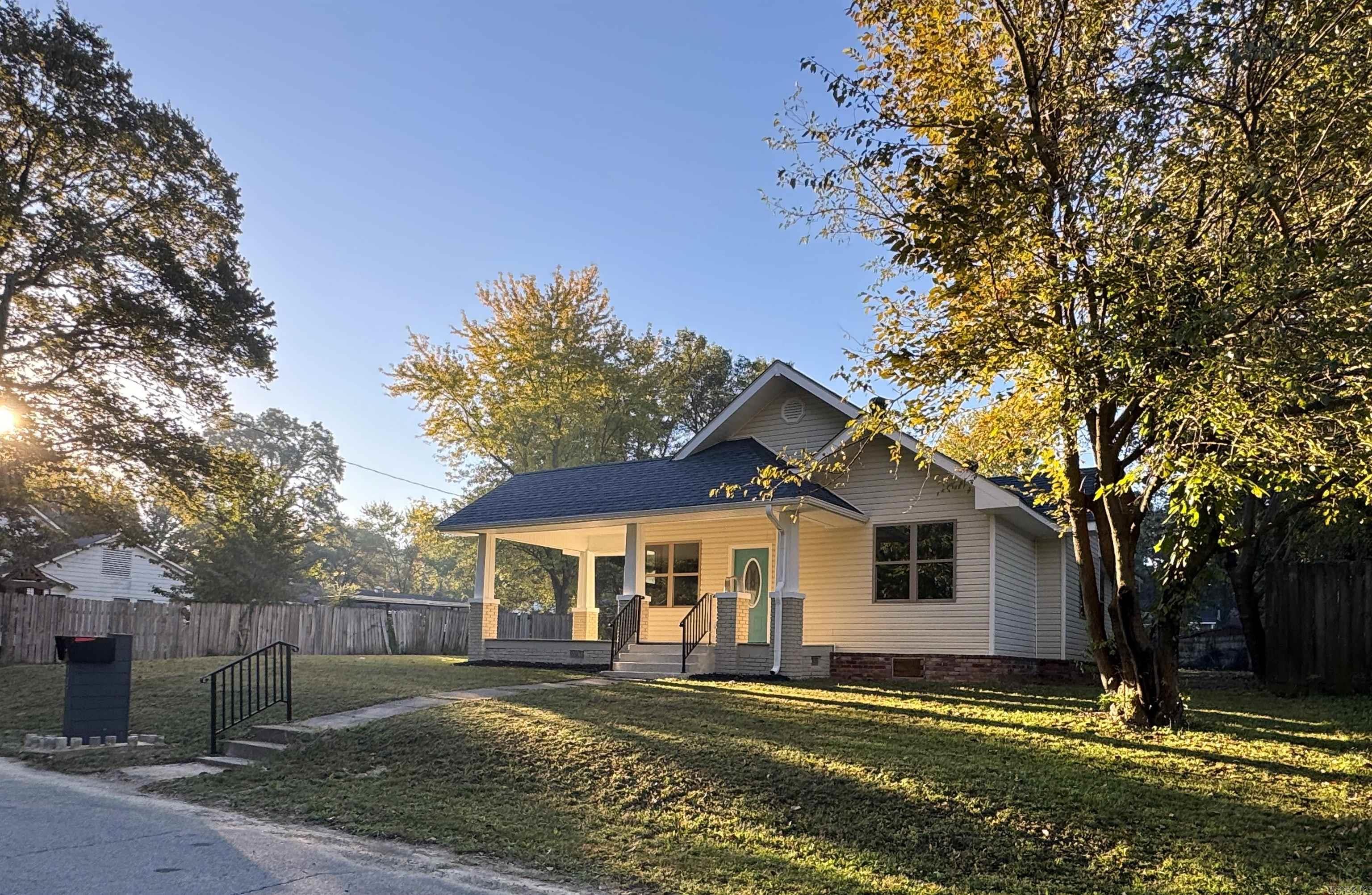 307 Wall Street Morrilton, AR 72110