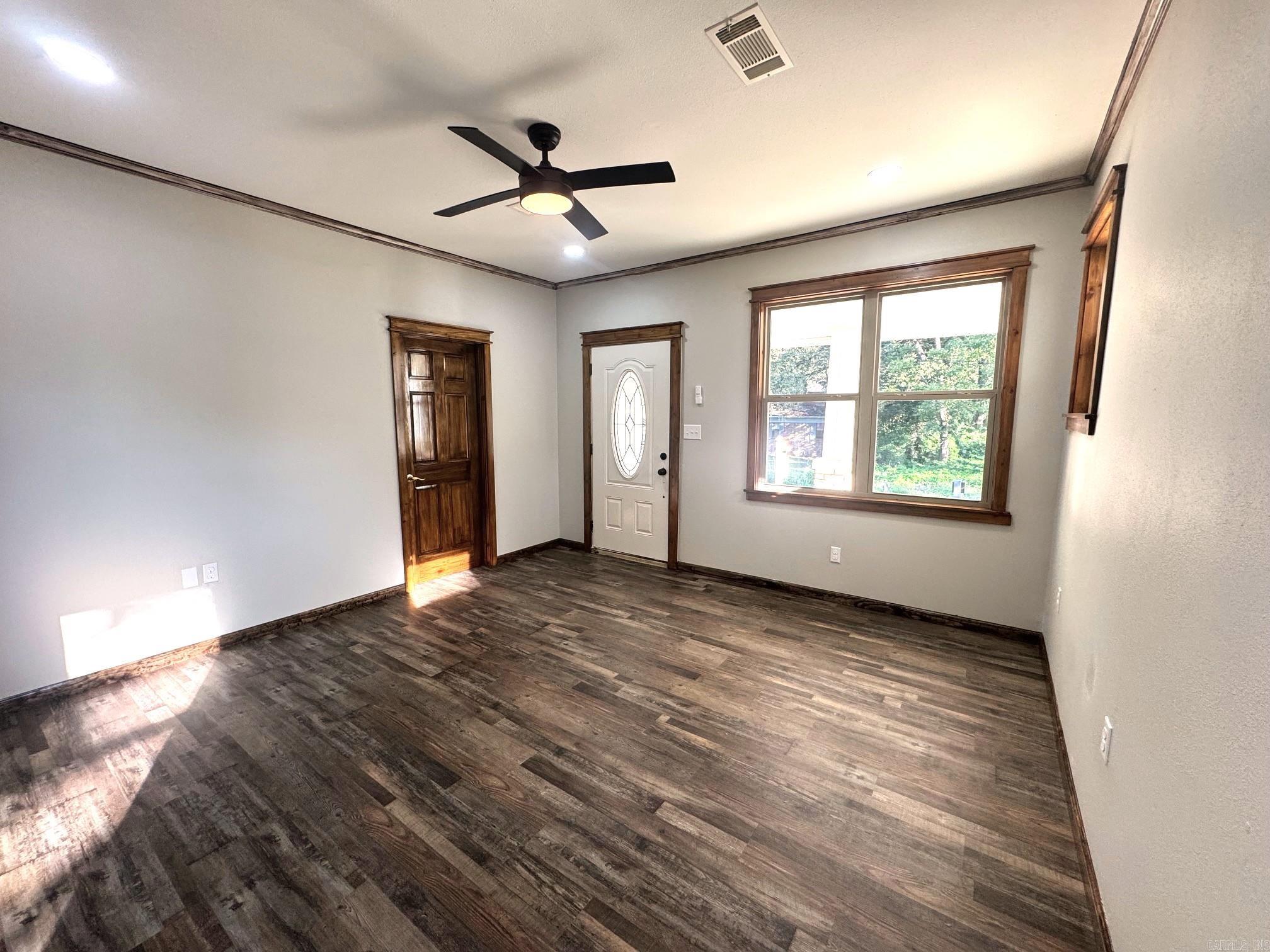 307 Wall Street Morrilton, AR 72110