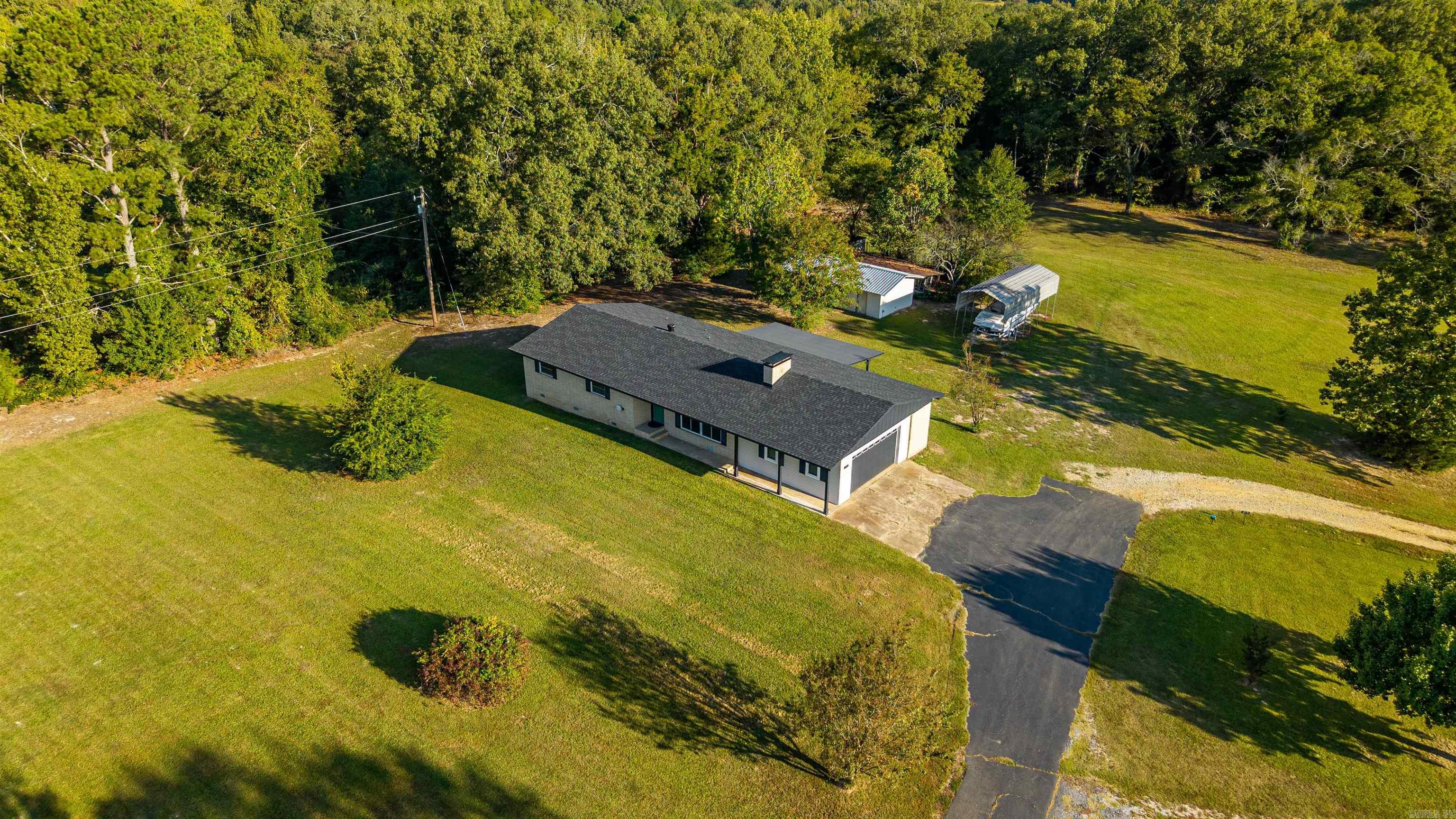 2570 Highway  7  Bismarck, AR