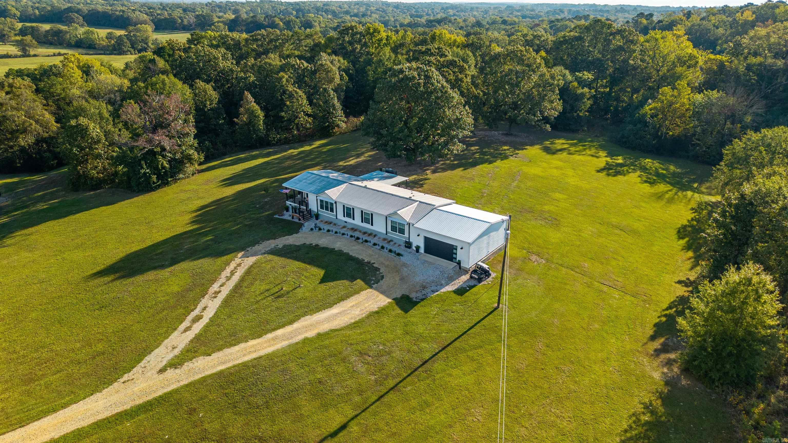 2570 Highway  7  Bismarck, AR