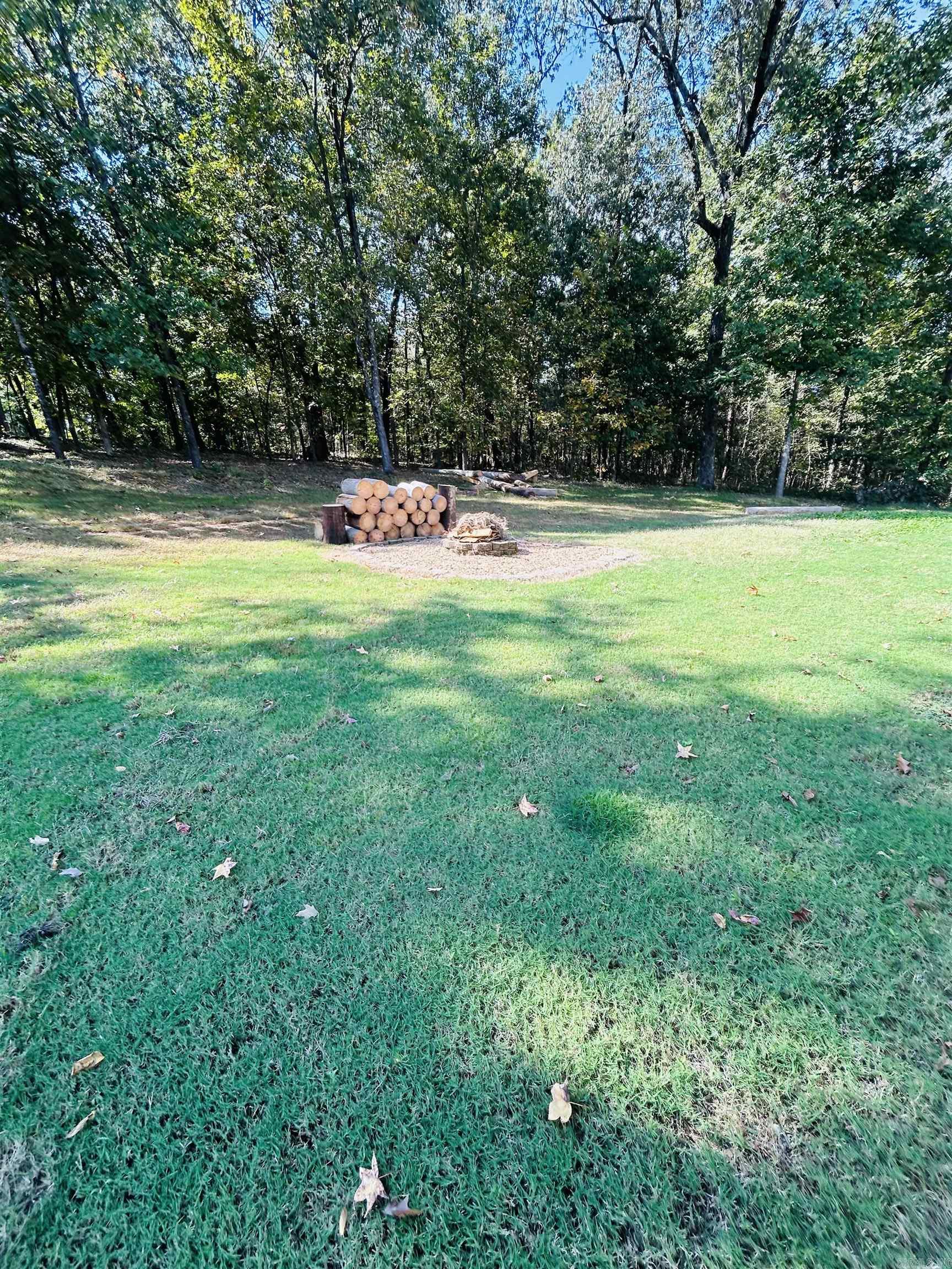 93 County Road 7625 Brookeland, AR 72417