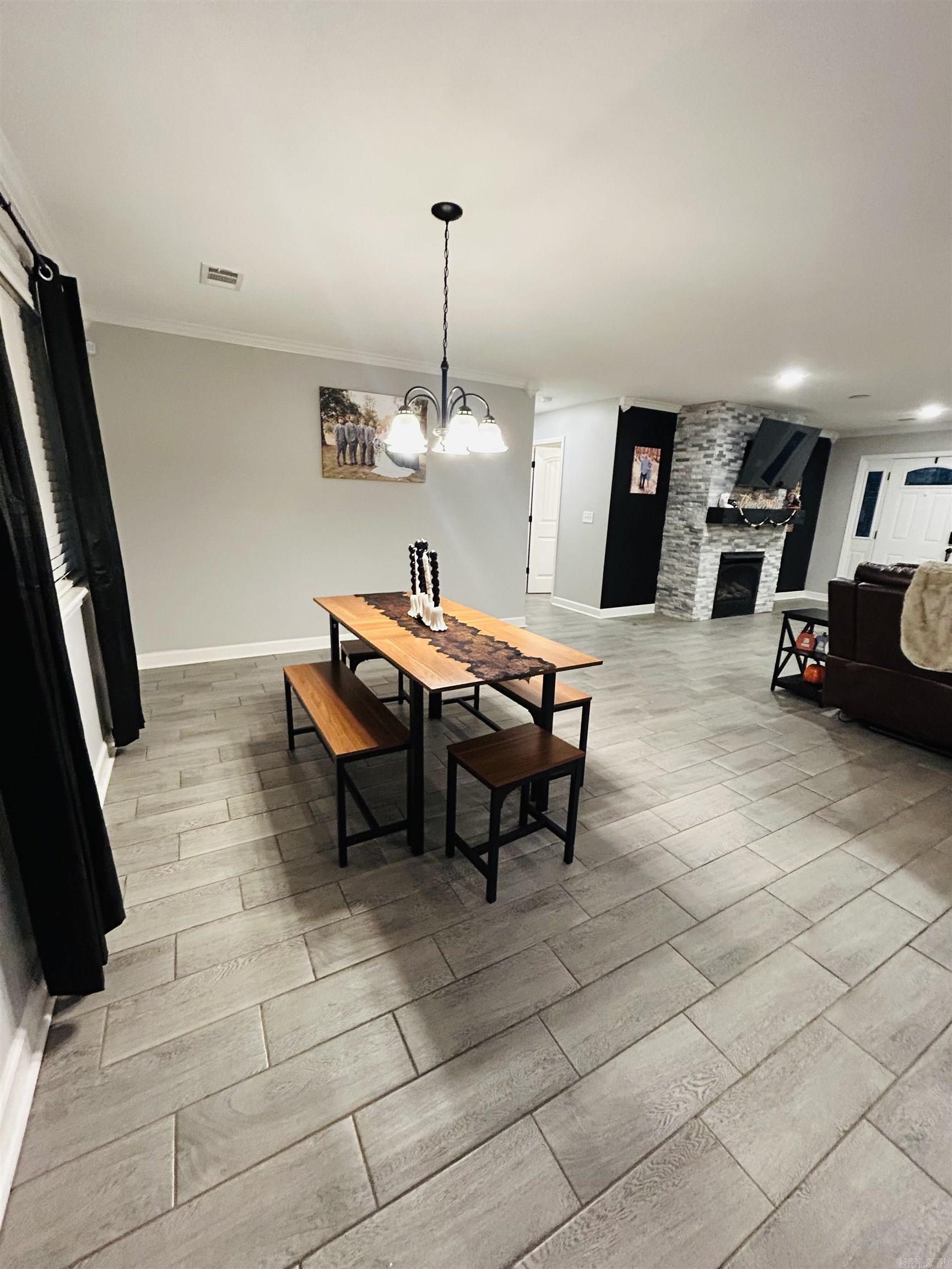 93 County Road 7625 Brookeland, AR 72417