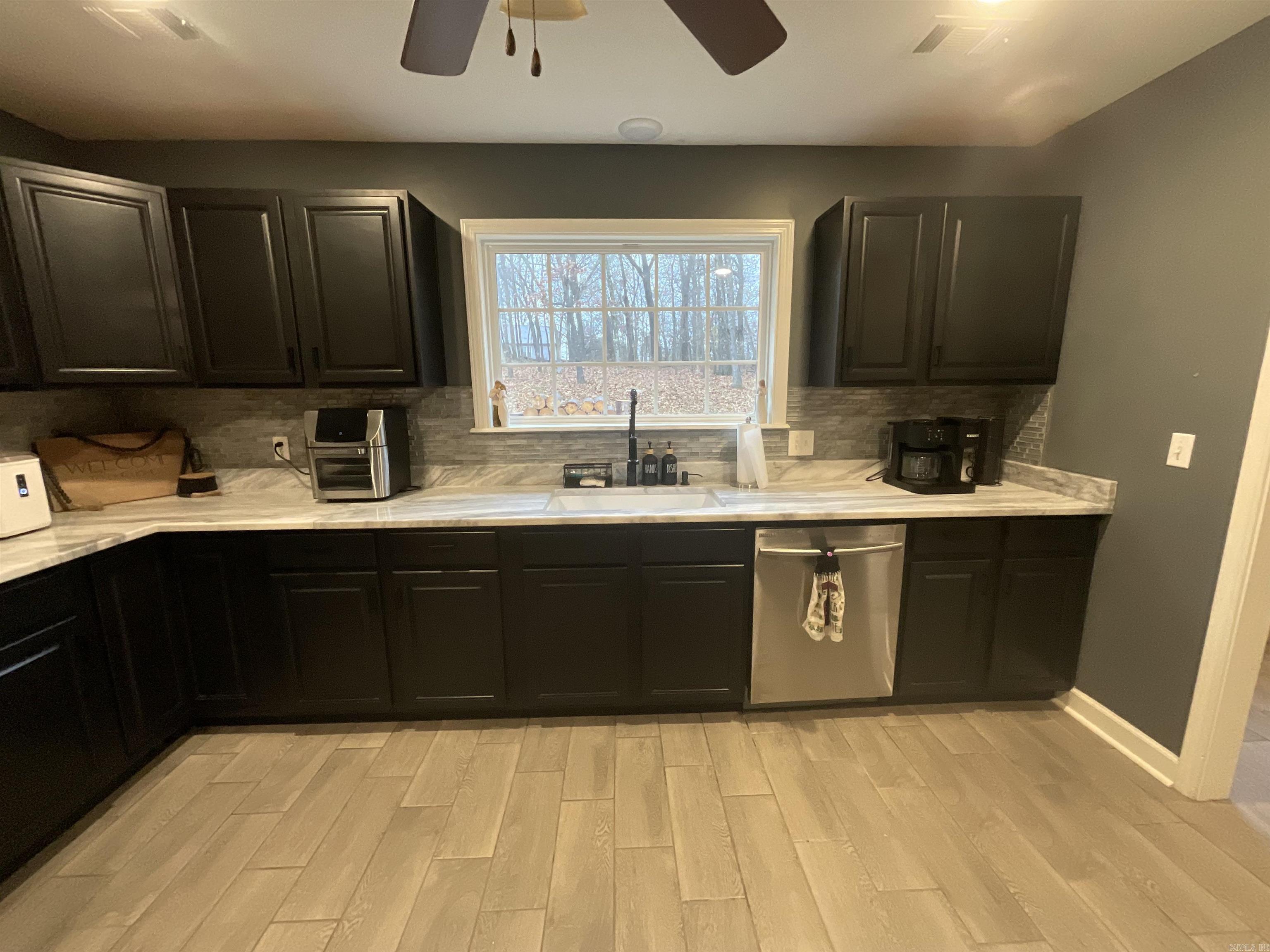 93 County Road 7625 Brookeland, AR 72417