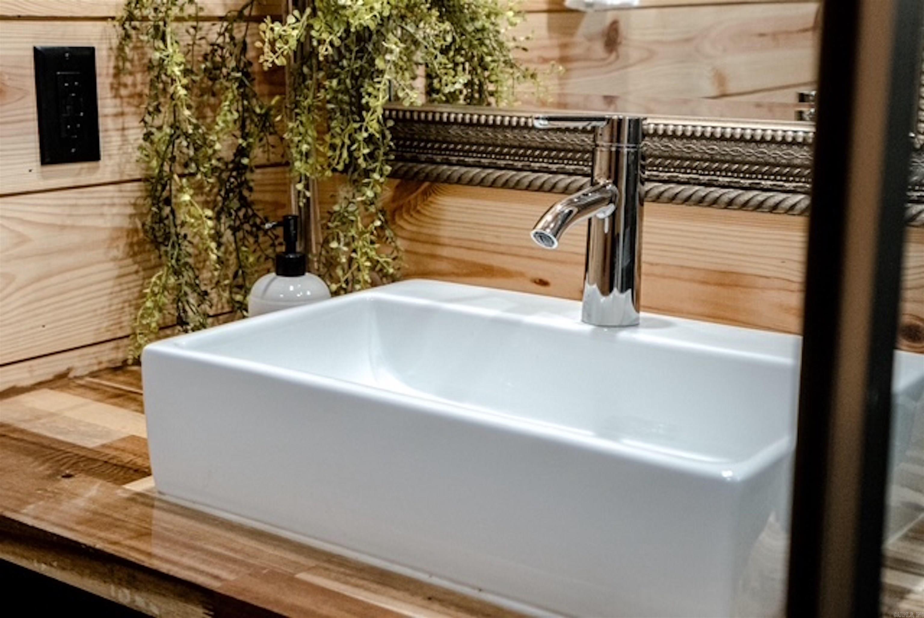 1136 Arlie Moore  Bismarck, AR