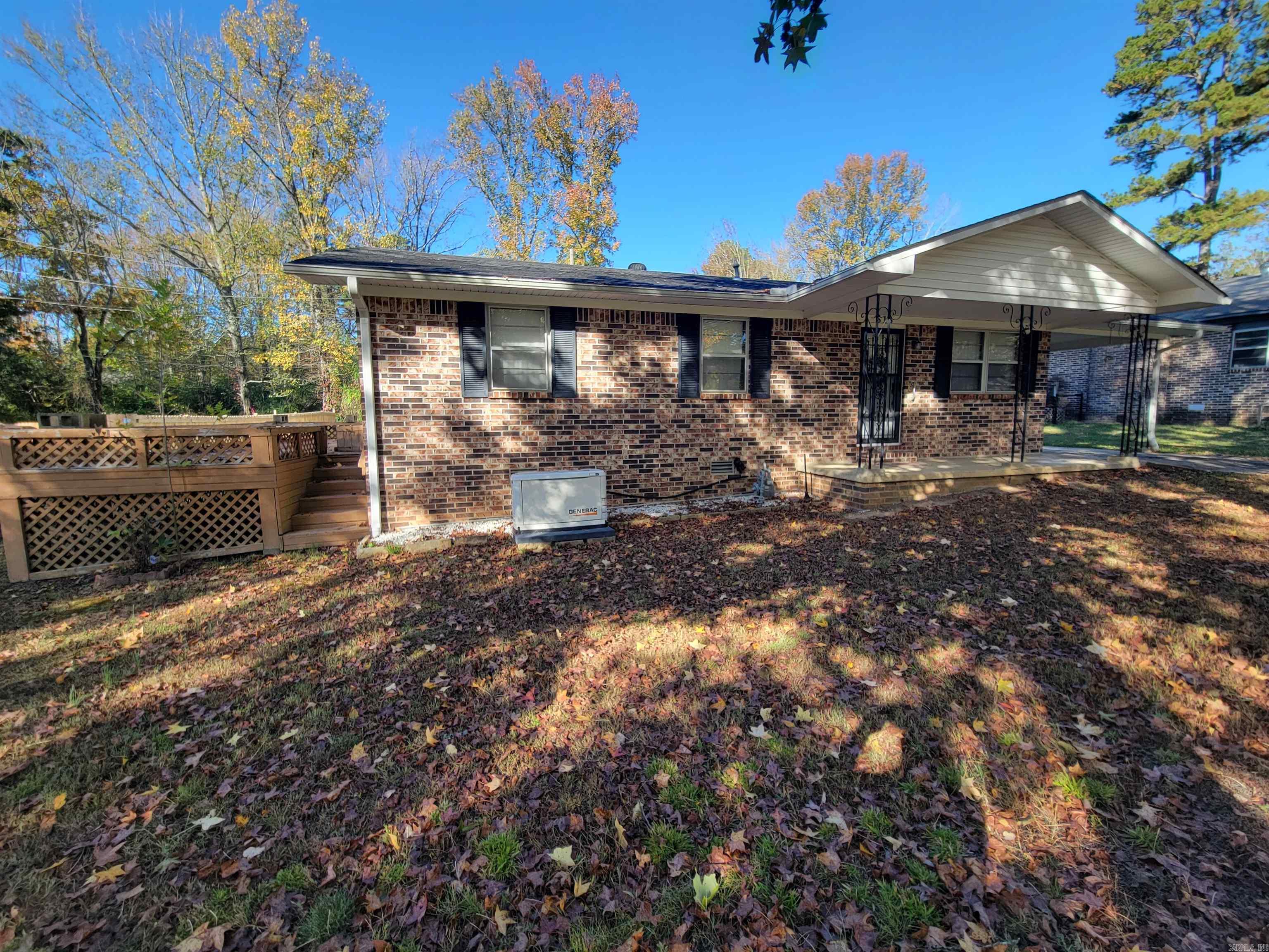 518 Pine St  Clinton, AR