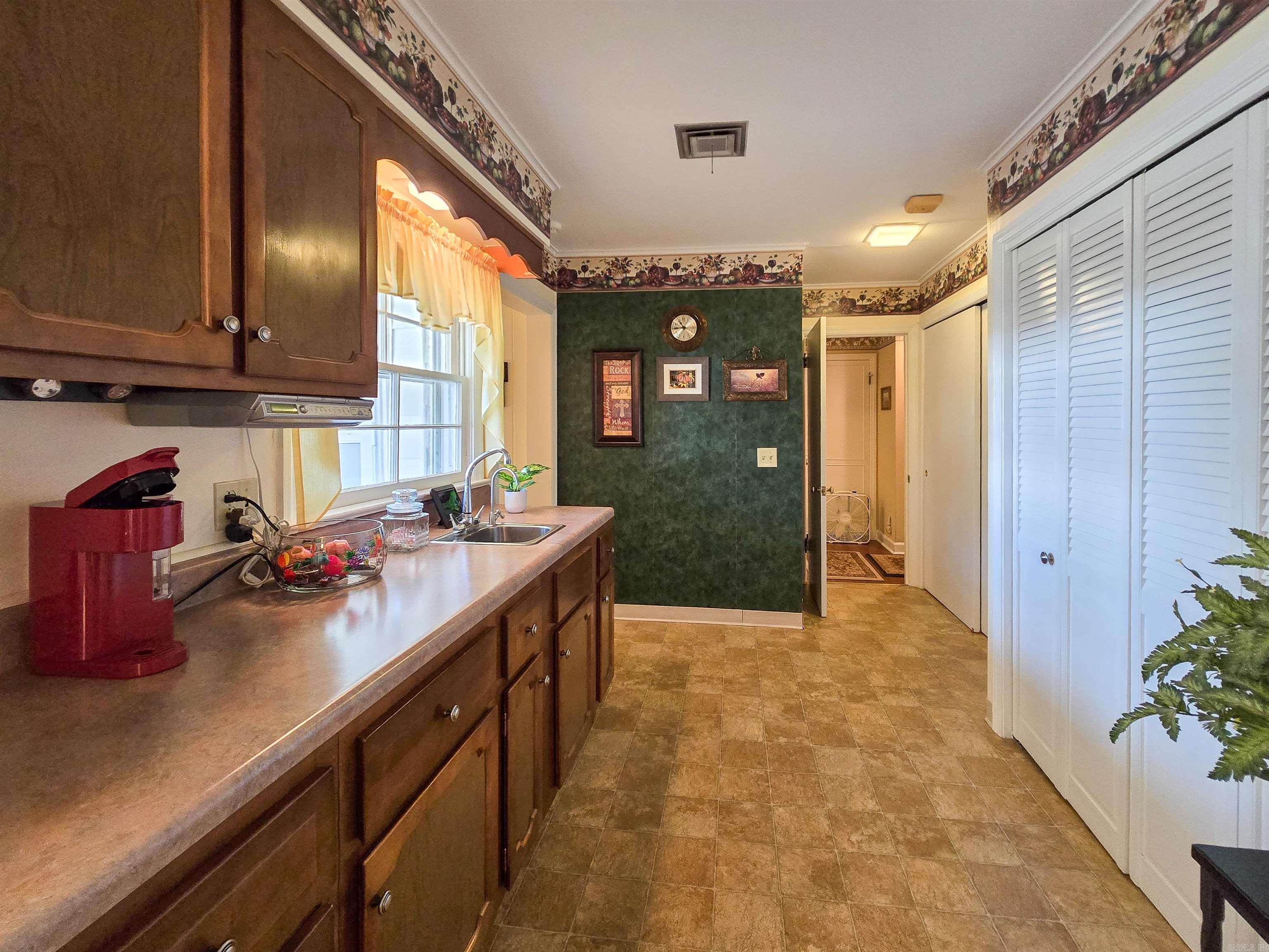 605 Julianne  Lepanto, AR