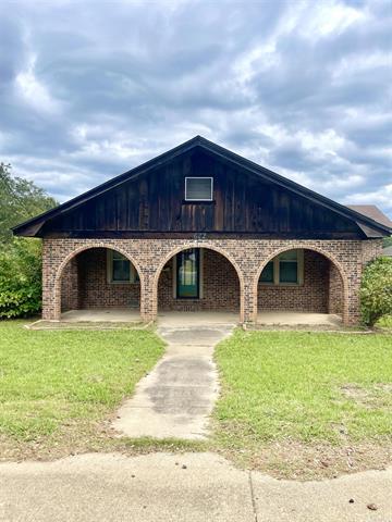 622 N Martin  Warren, AR