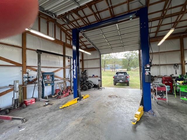 2260 W Main  Mountain View, AR