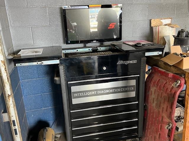 2260 W Main  Mountain View, AR