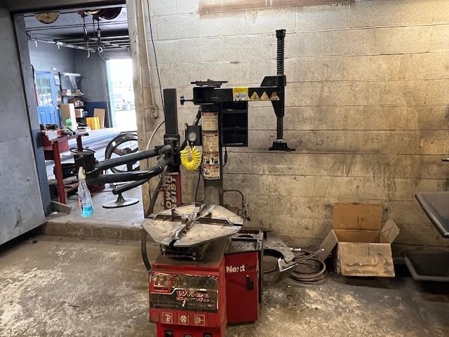 2260 W Main  Mountain View, AR