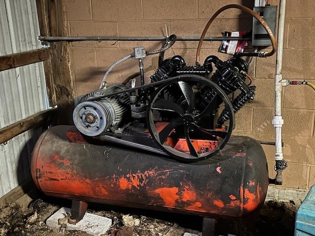 2260 W Main  Mountain View, AR