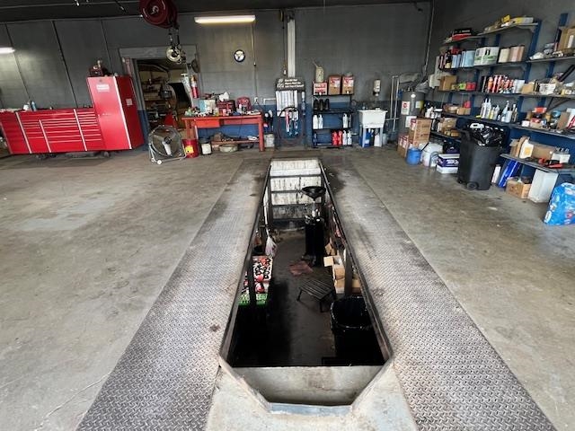 2260 W Main  Mountain View, AR