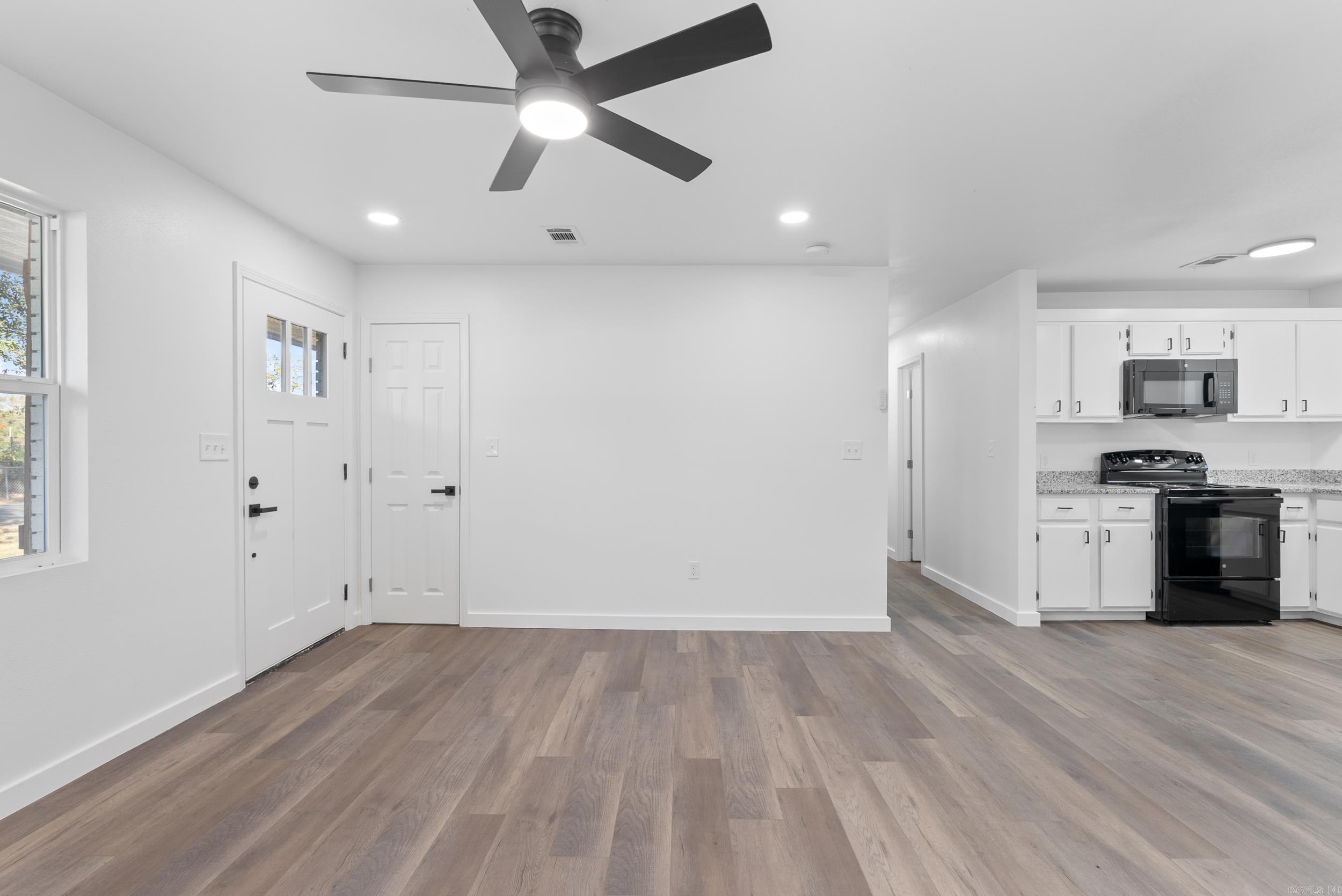 103 Maple  McCrory, AR