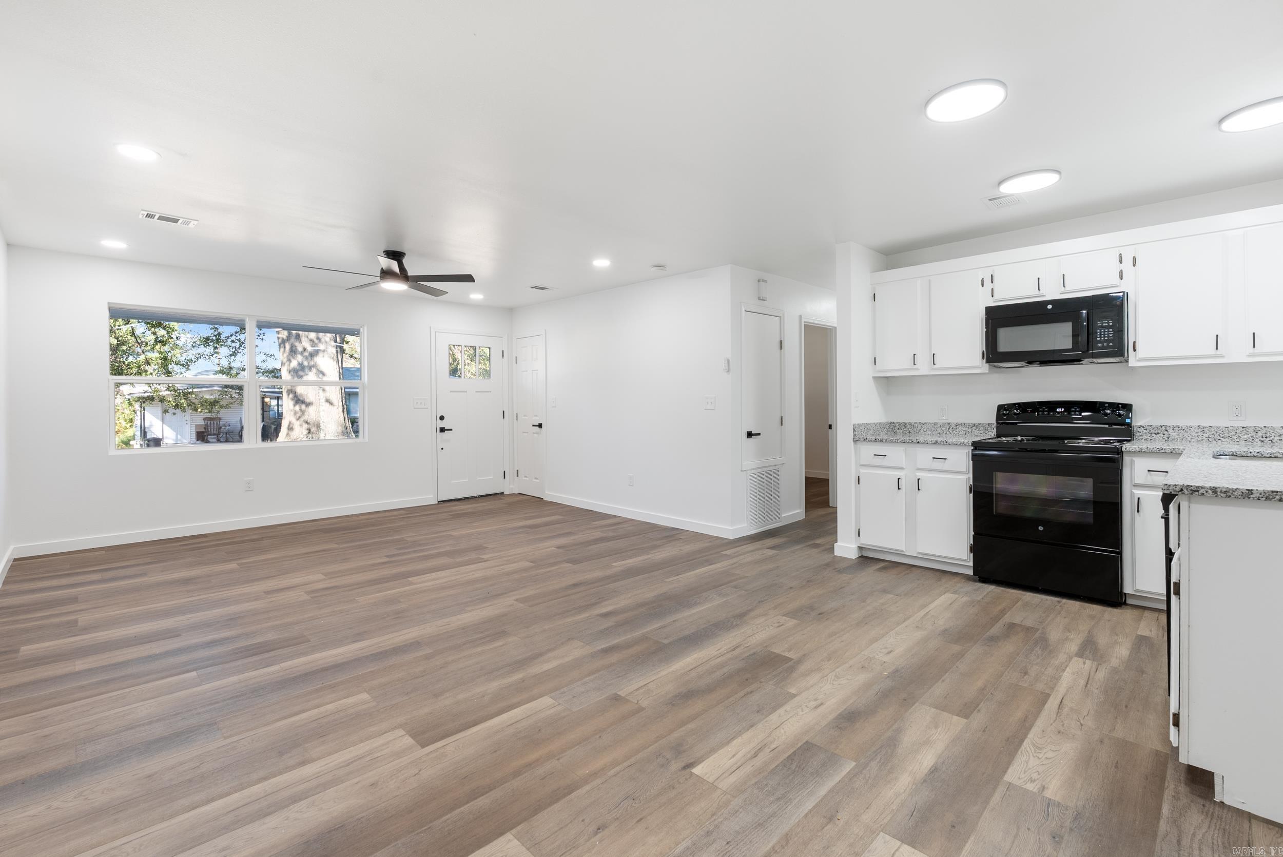 103 Maple  McCrory, AR