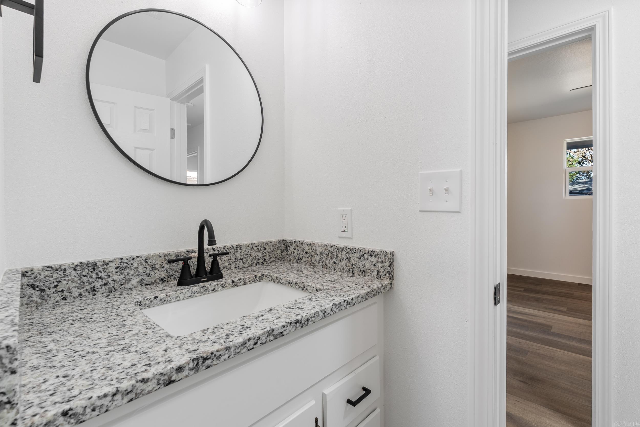 103 Maple  McCrory, AR