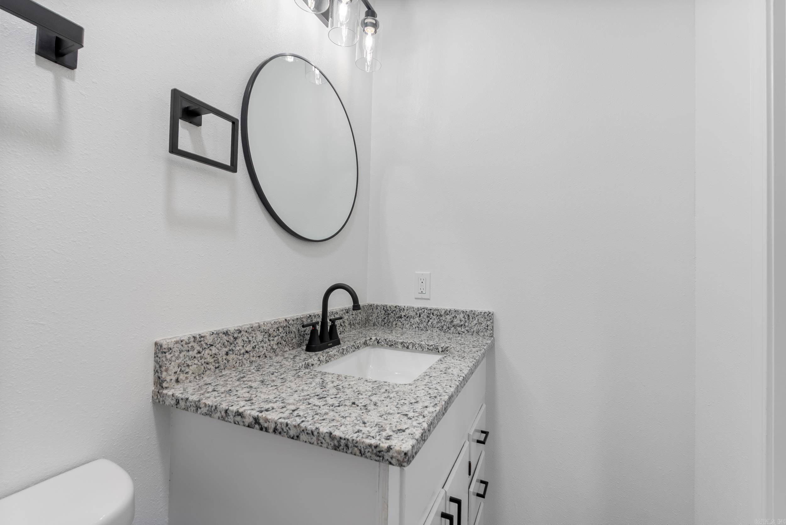 103 Maple  McCrory, AR