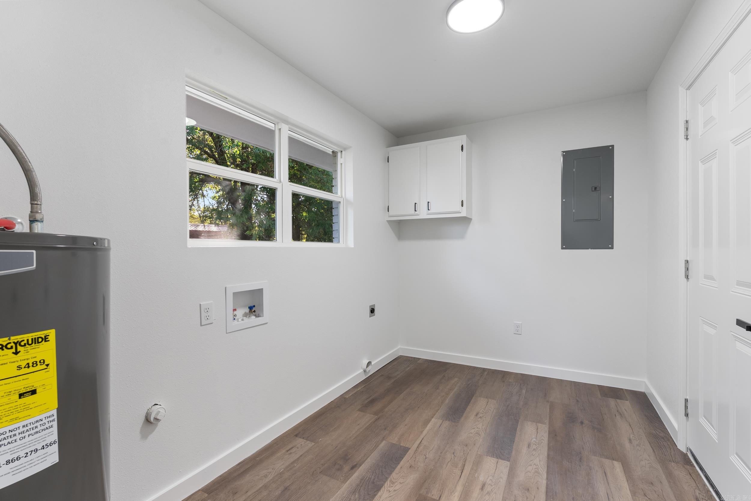 103 Maple  McCrory, AR