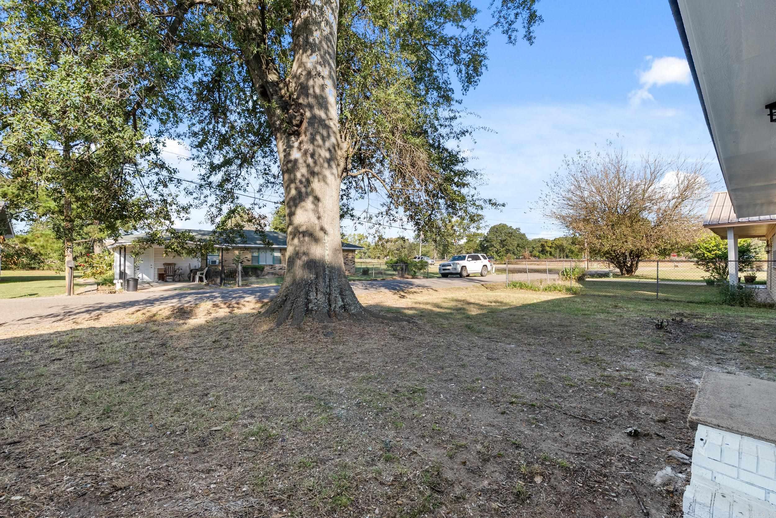 103 Maple  McCrory, AR