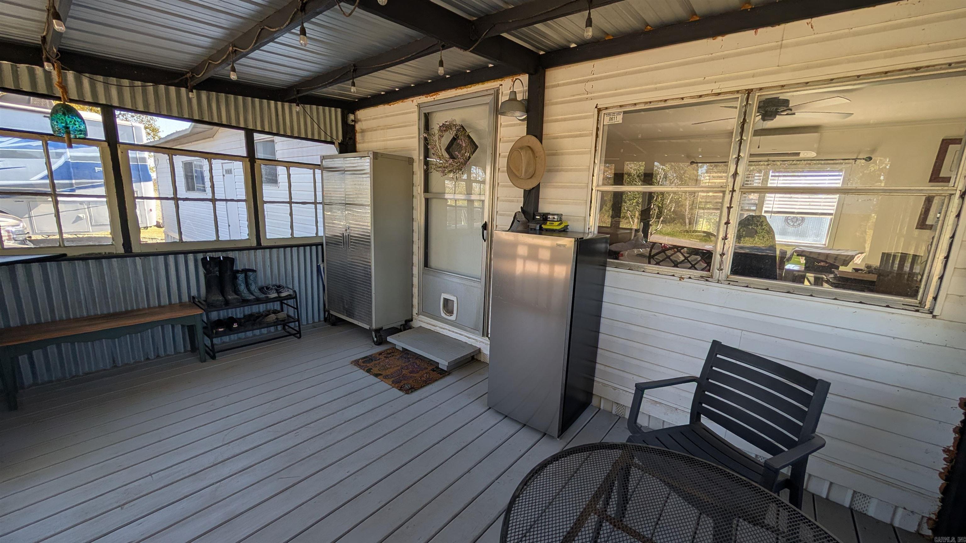 1001 Tamo River Rd  Grady, AR