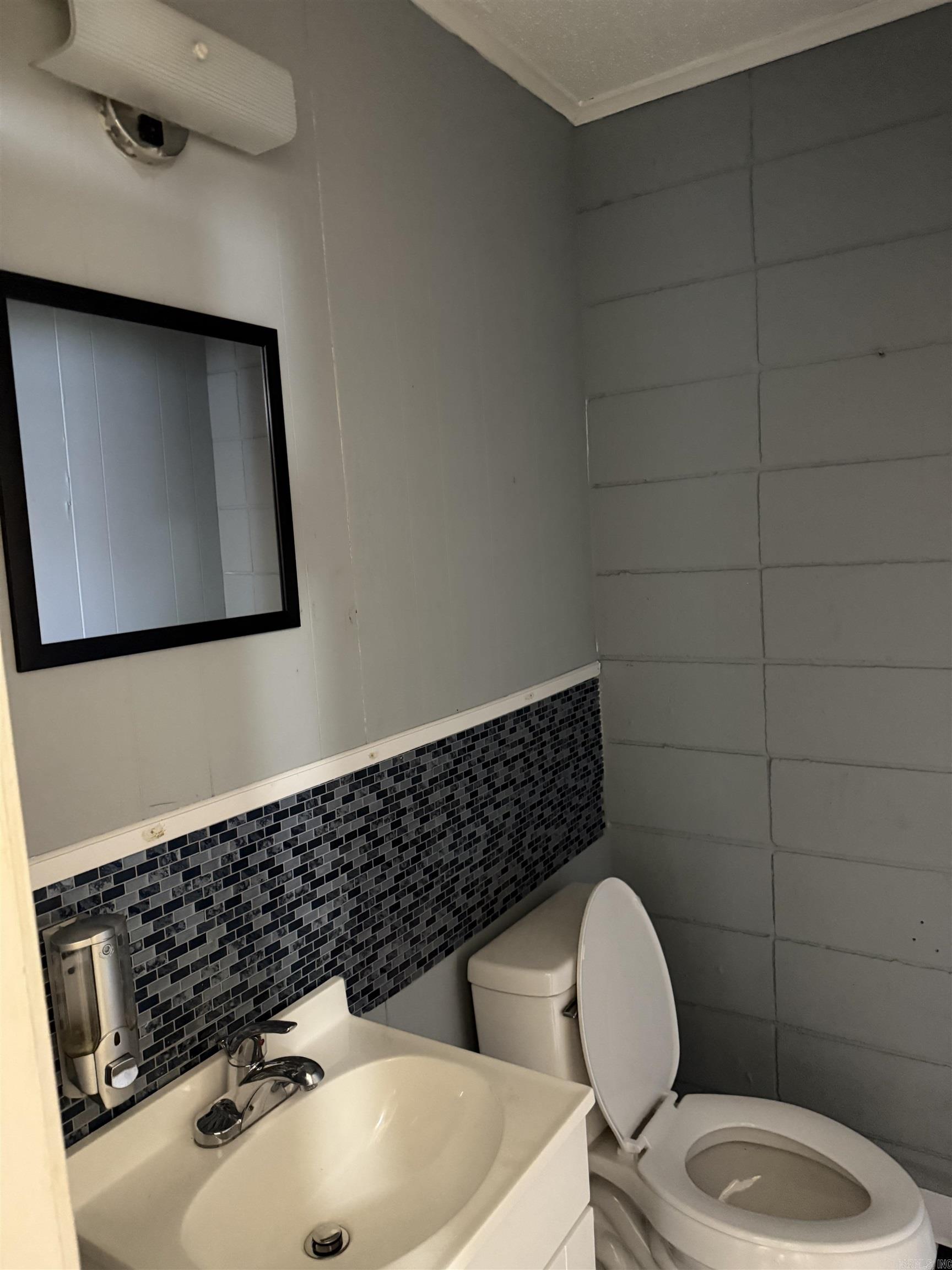 1114 State  Pine Bluff, AR