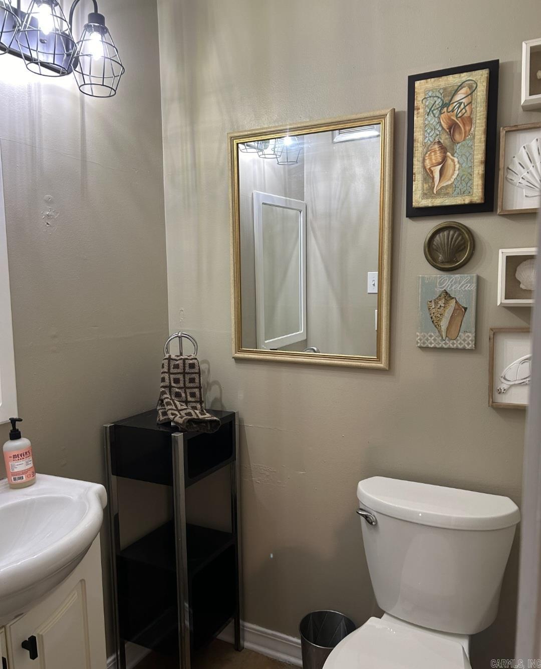 601 Dave Creek Parkway  Fairfield Bay, AR