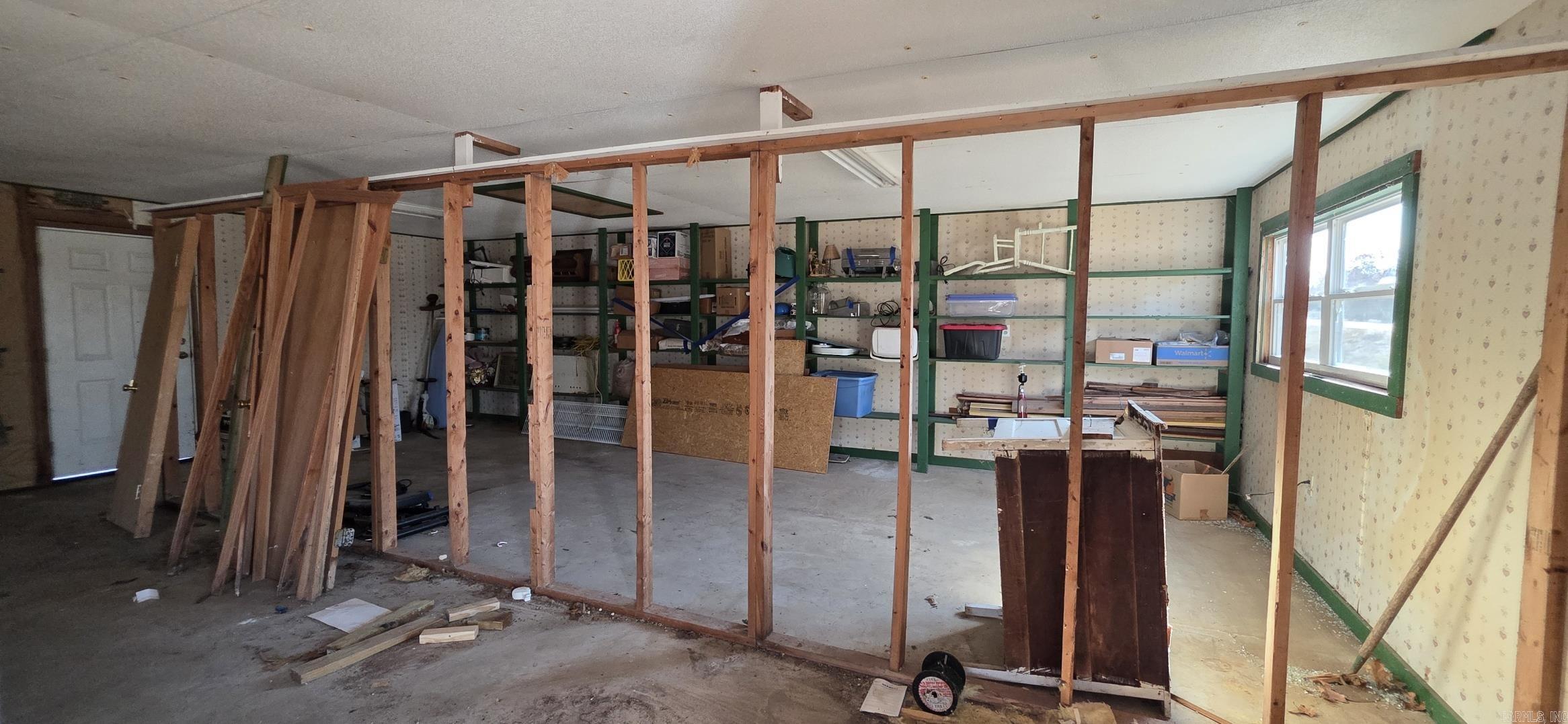 4060 Highway  63 Mammoth Spring, AR 72554