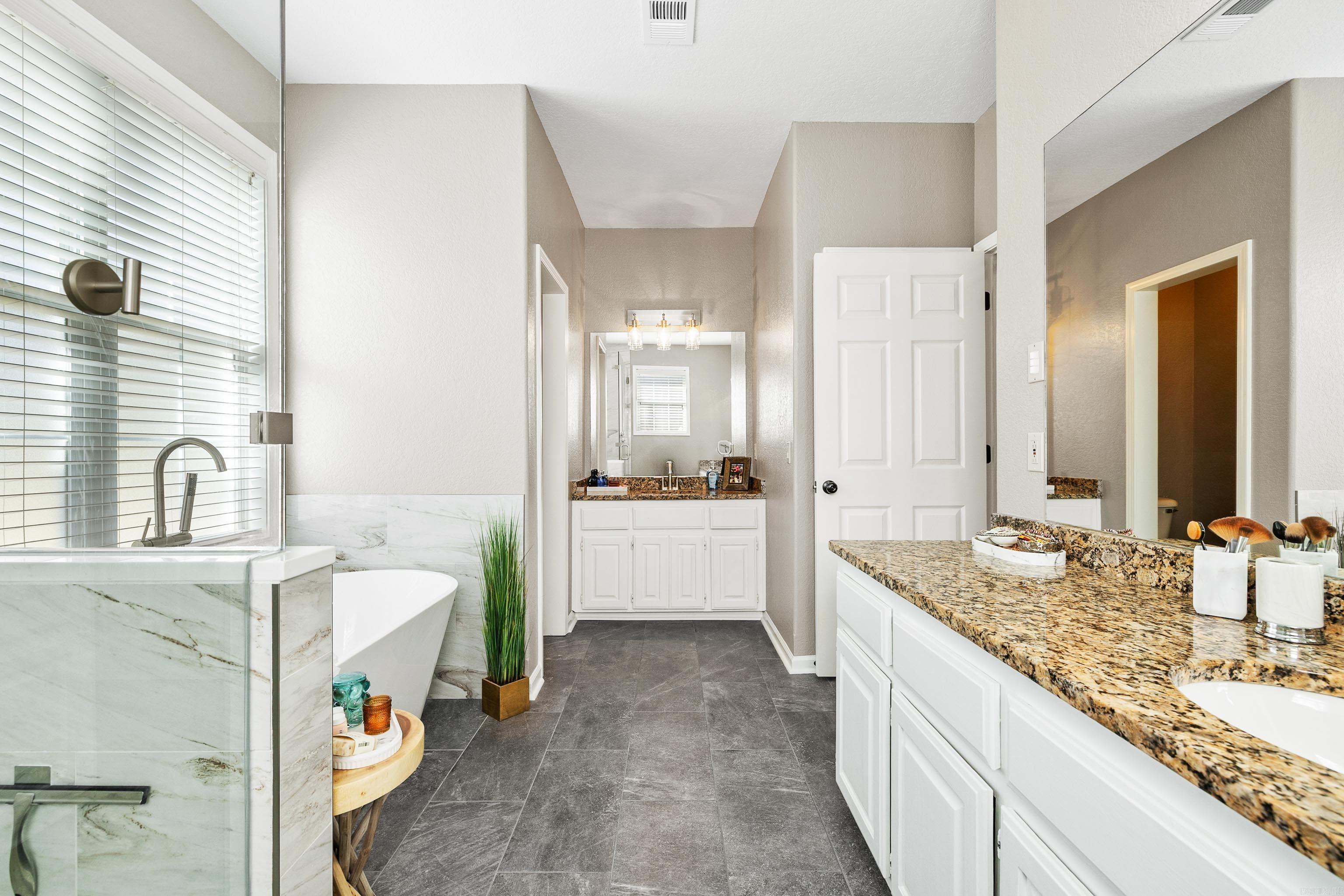 5906 Westminster Benton, AR 72019