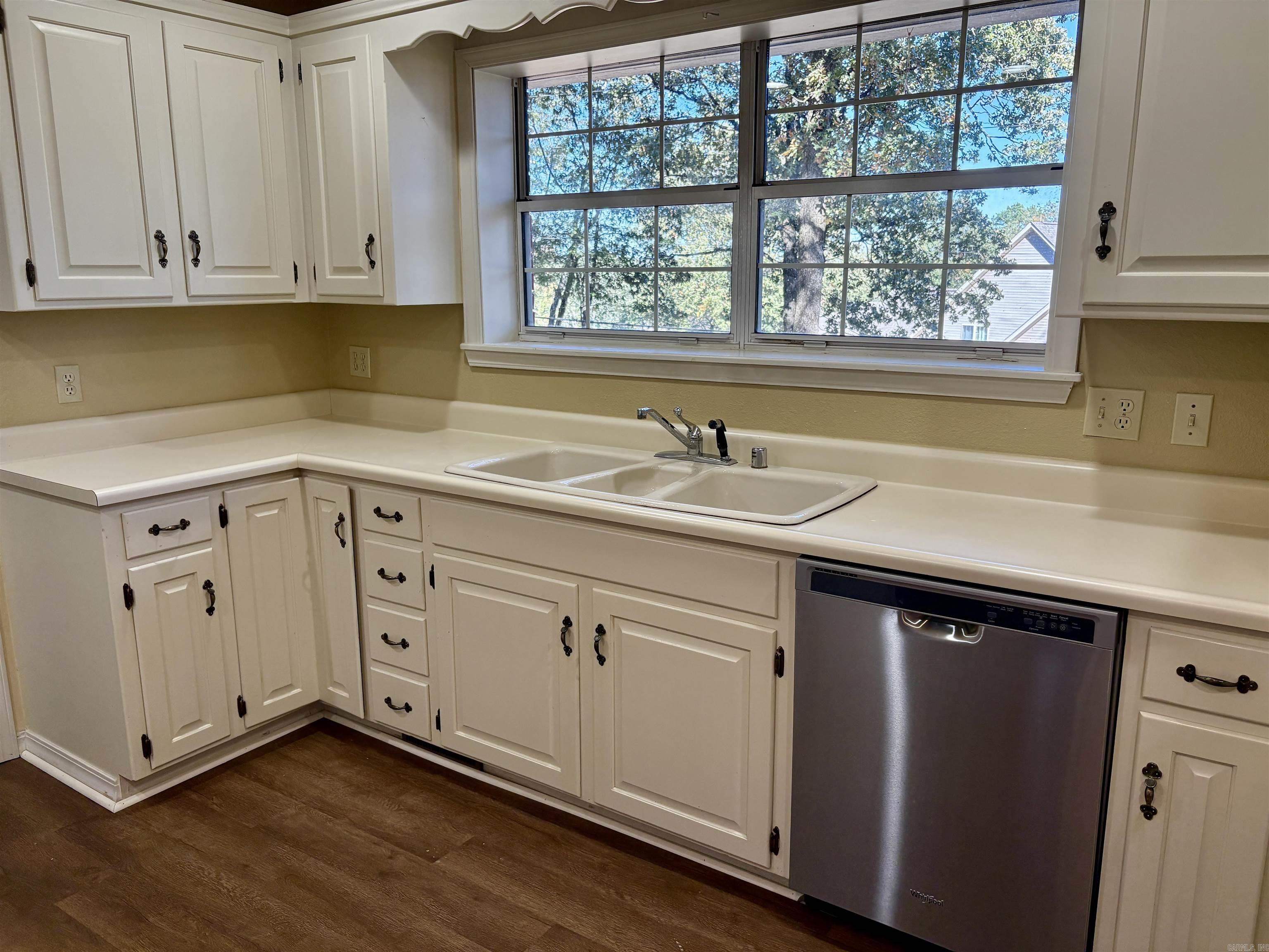 118 Red Oak Lane Searcy, AR 72143