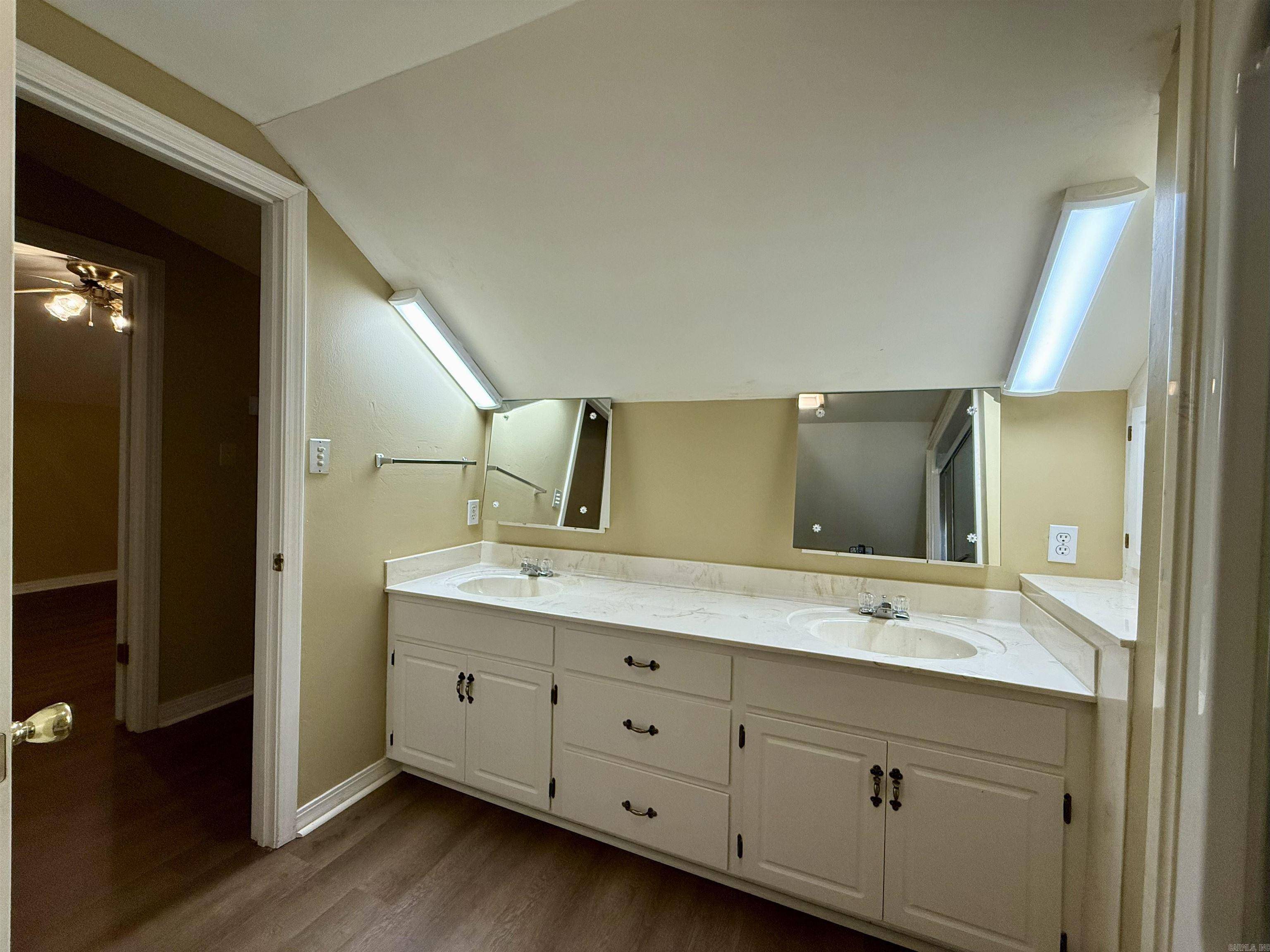 118 Red Oak Lane Searcy, AR 72143