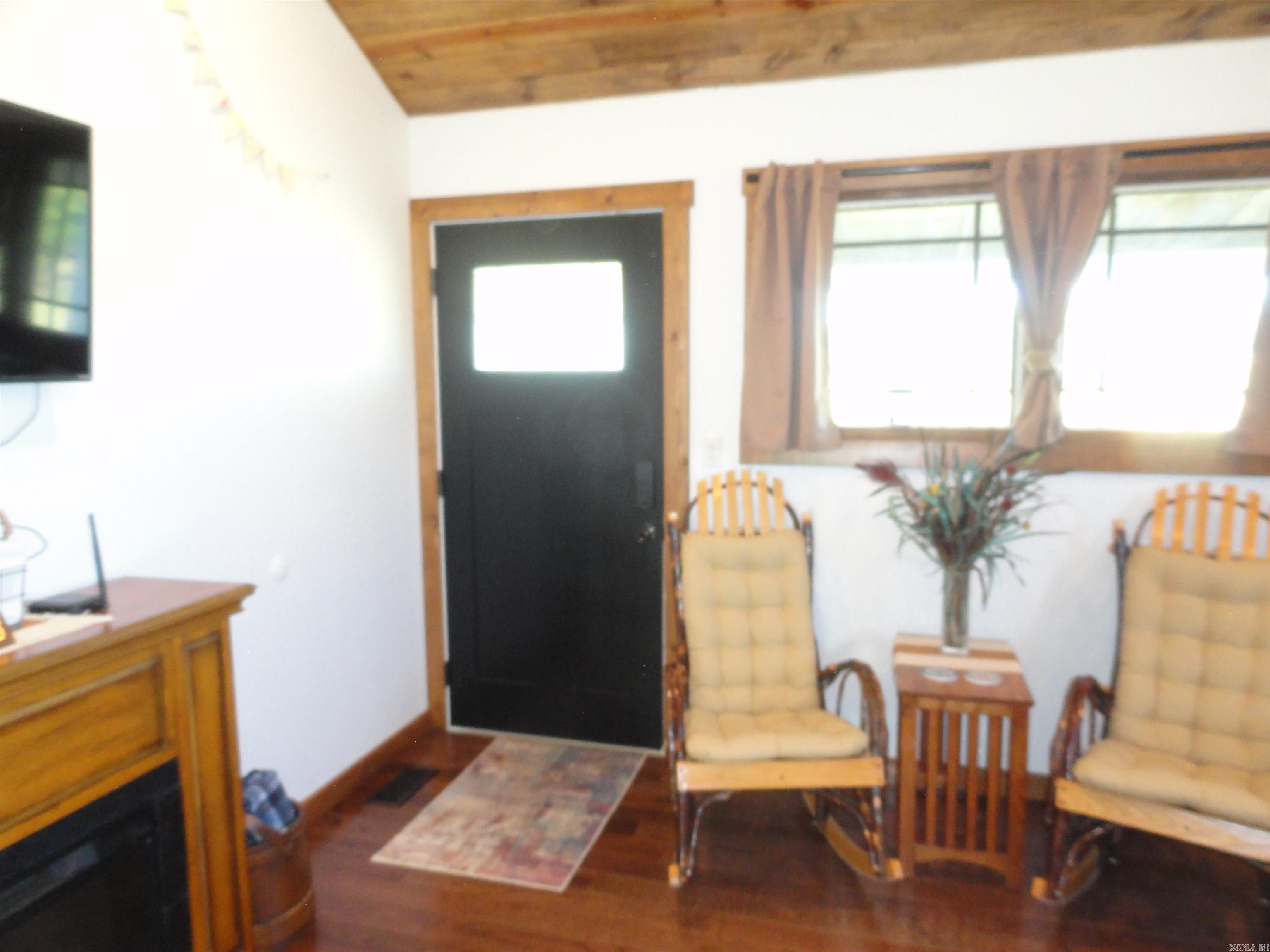 104 Kenzo  Saint Joe, AR