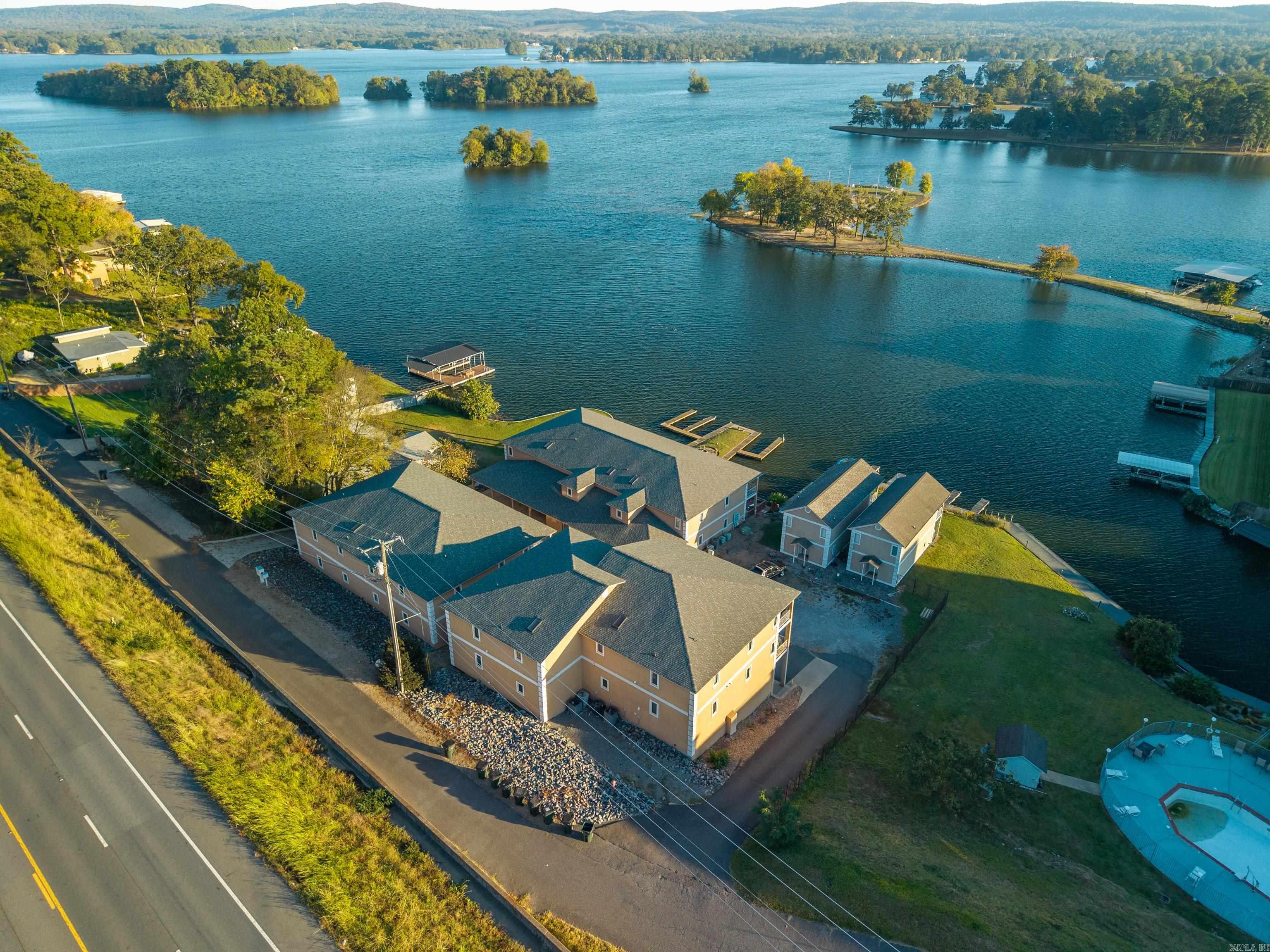 141 Central Ter Terrace