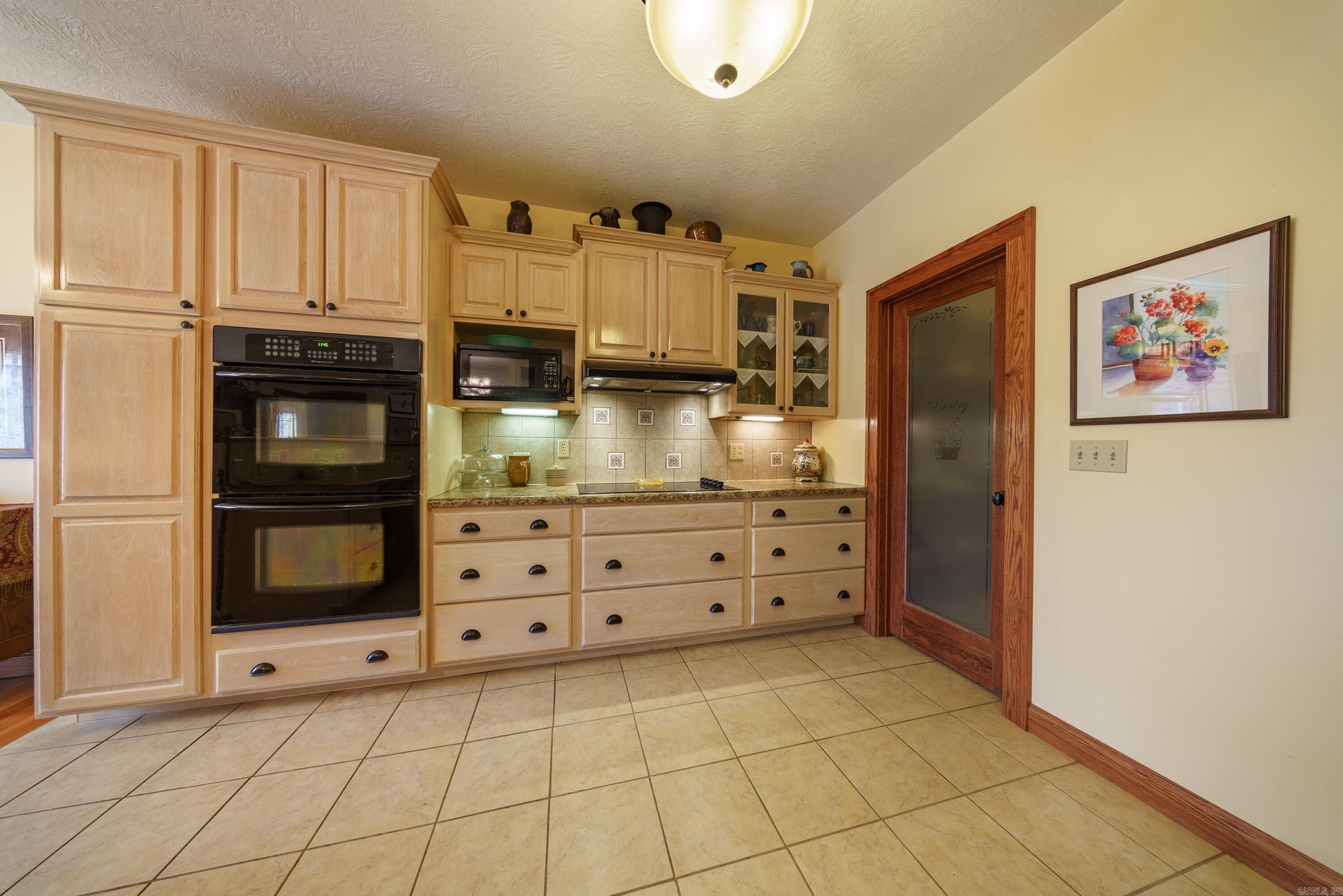 345 Backbone Road Evening Shade, AR 72432