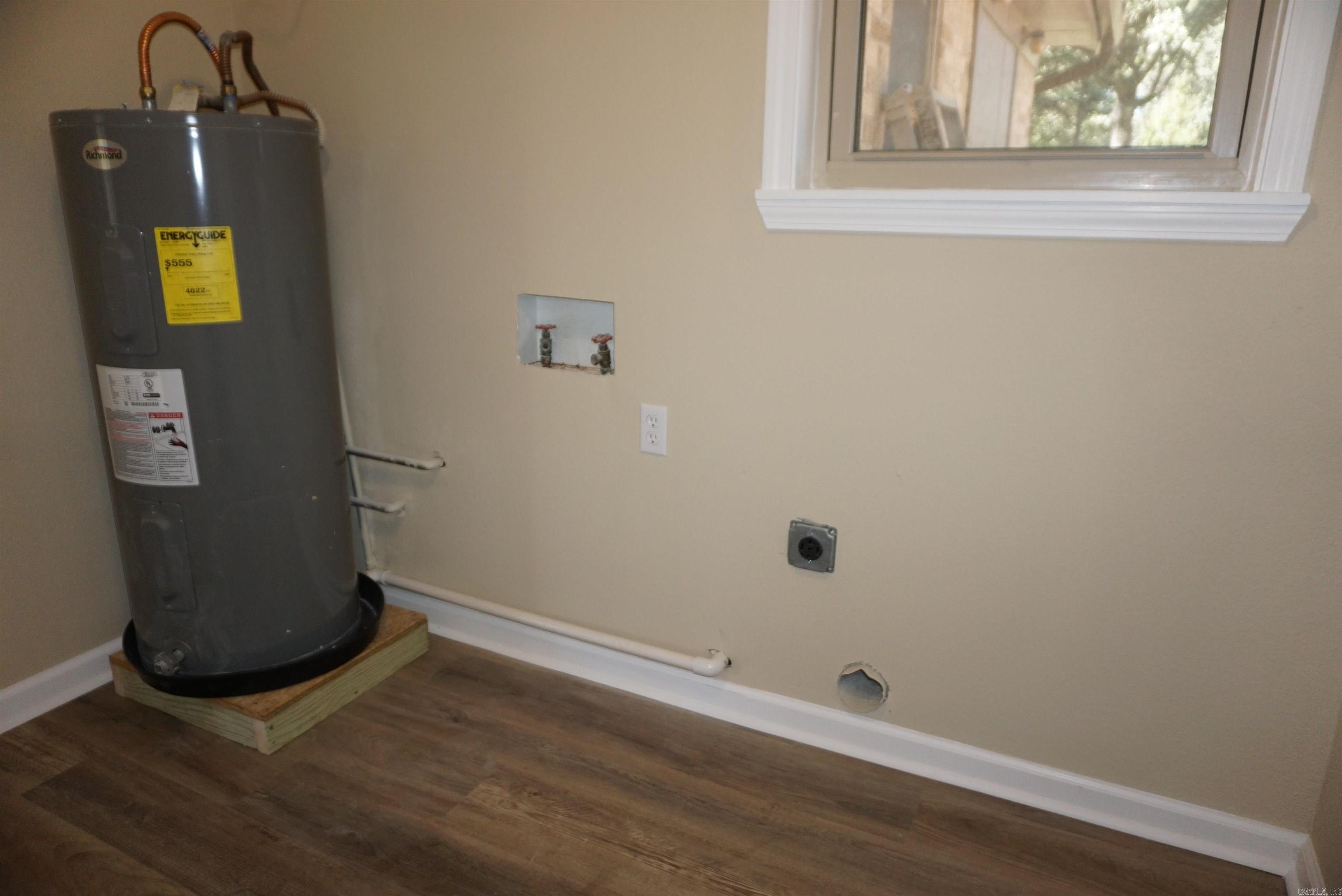 804 Linda  Bald Knob, AR