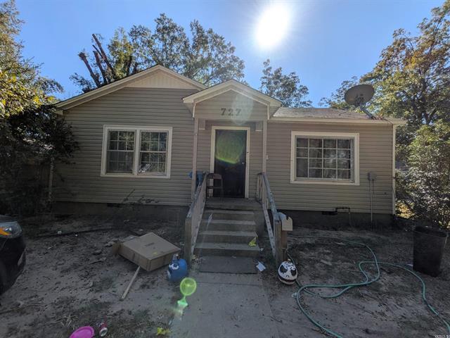 727  Waco  Camden, AR