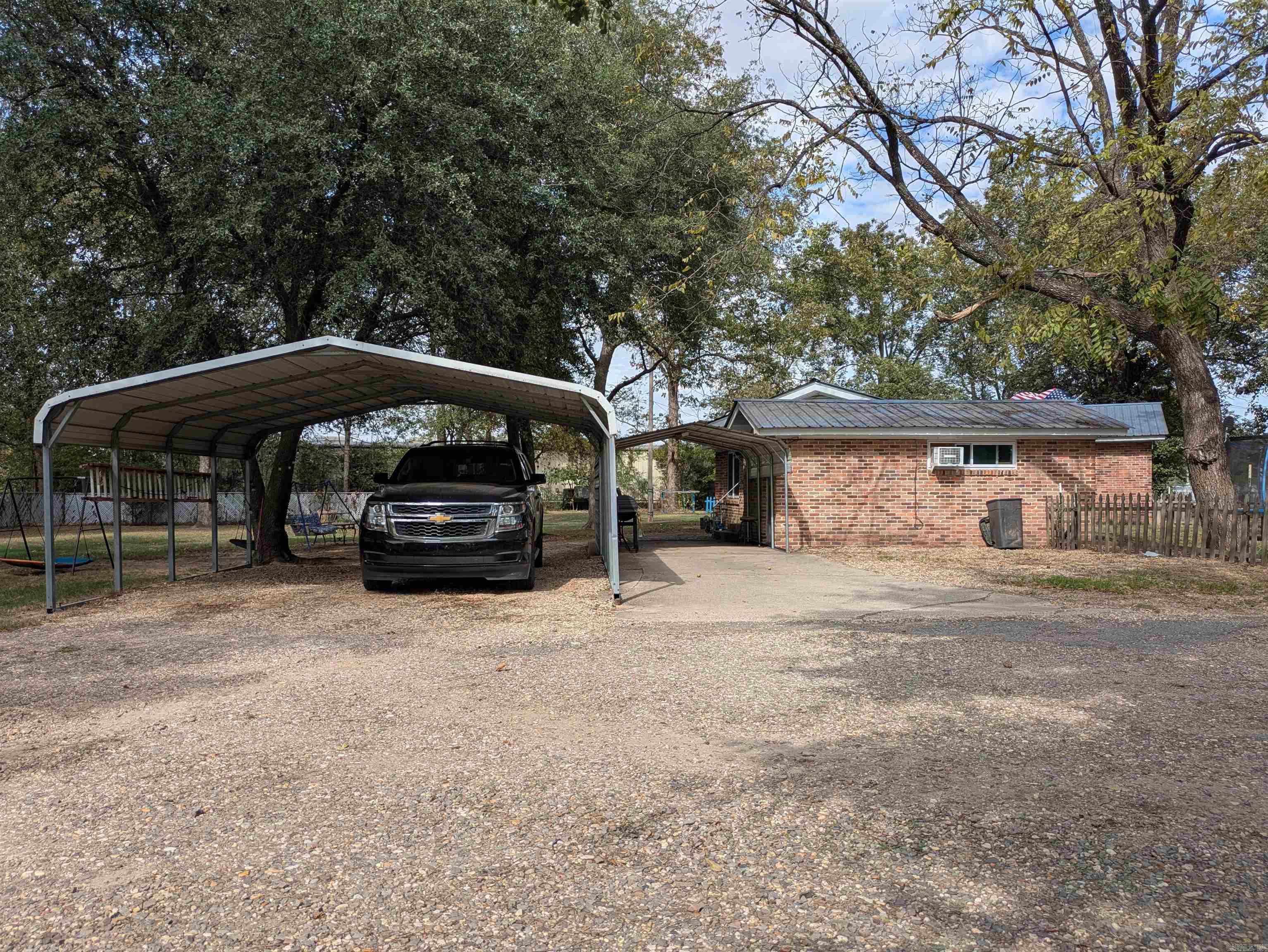 1104 S 65  McGehee, AR