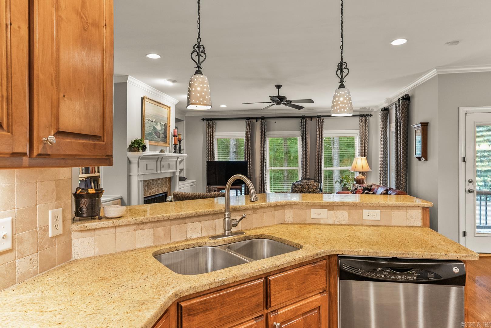 13717 Foxfield  Little Rock, AR