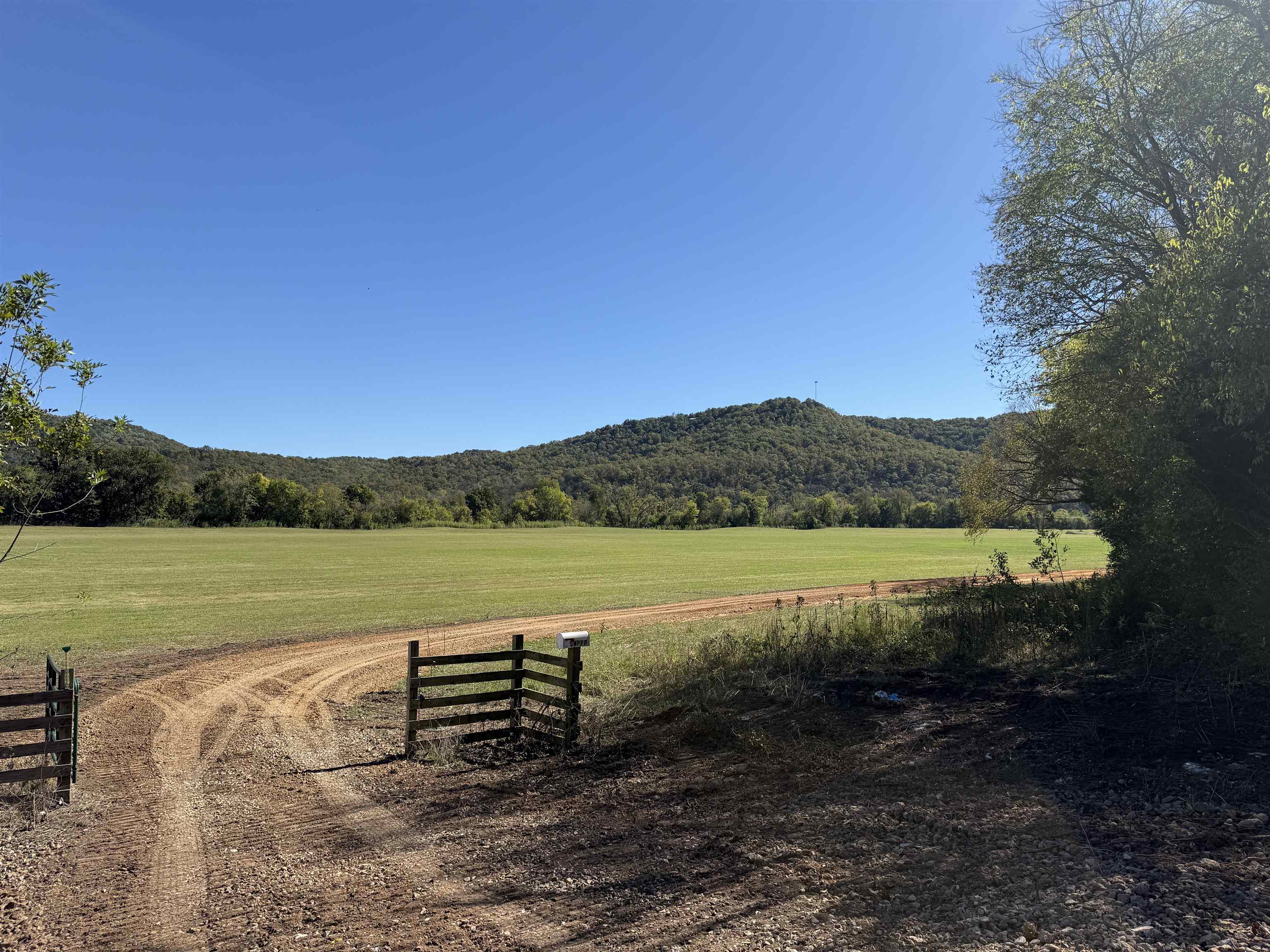 70A Highway 5 North  Mountain View, AR