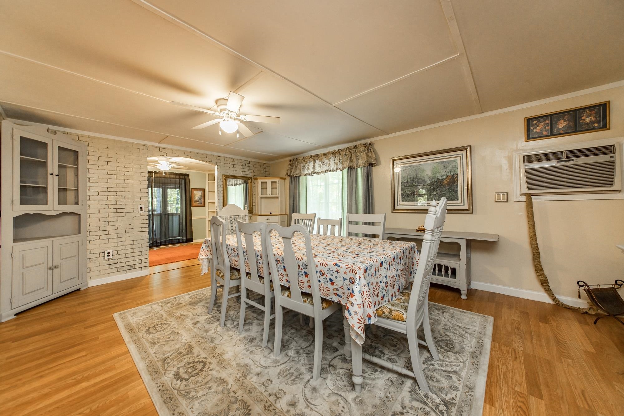 120 Branch Lane  Greers Ferry, AR