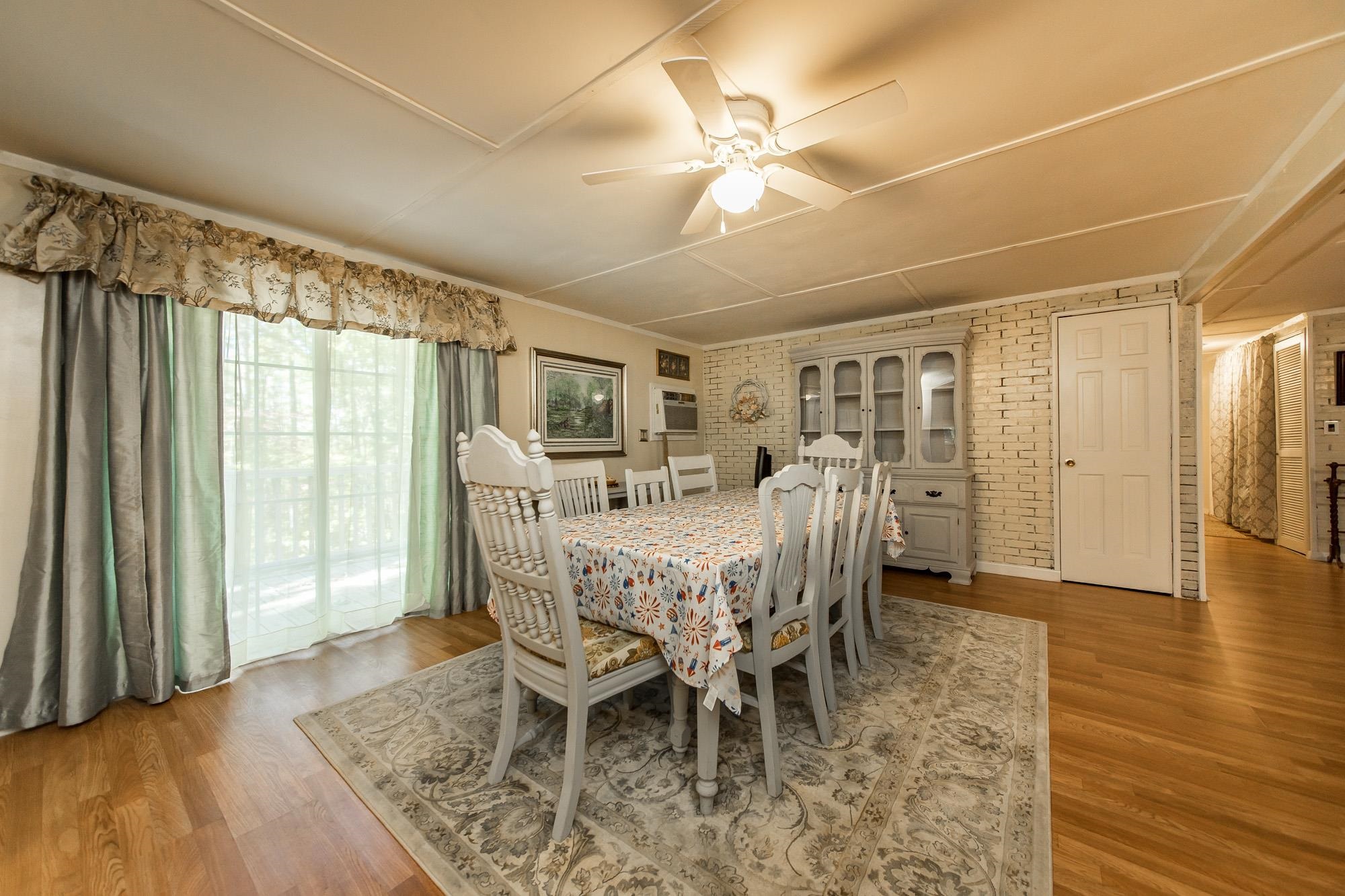 120 Branch Lane  Greers Ferry, AR