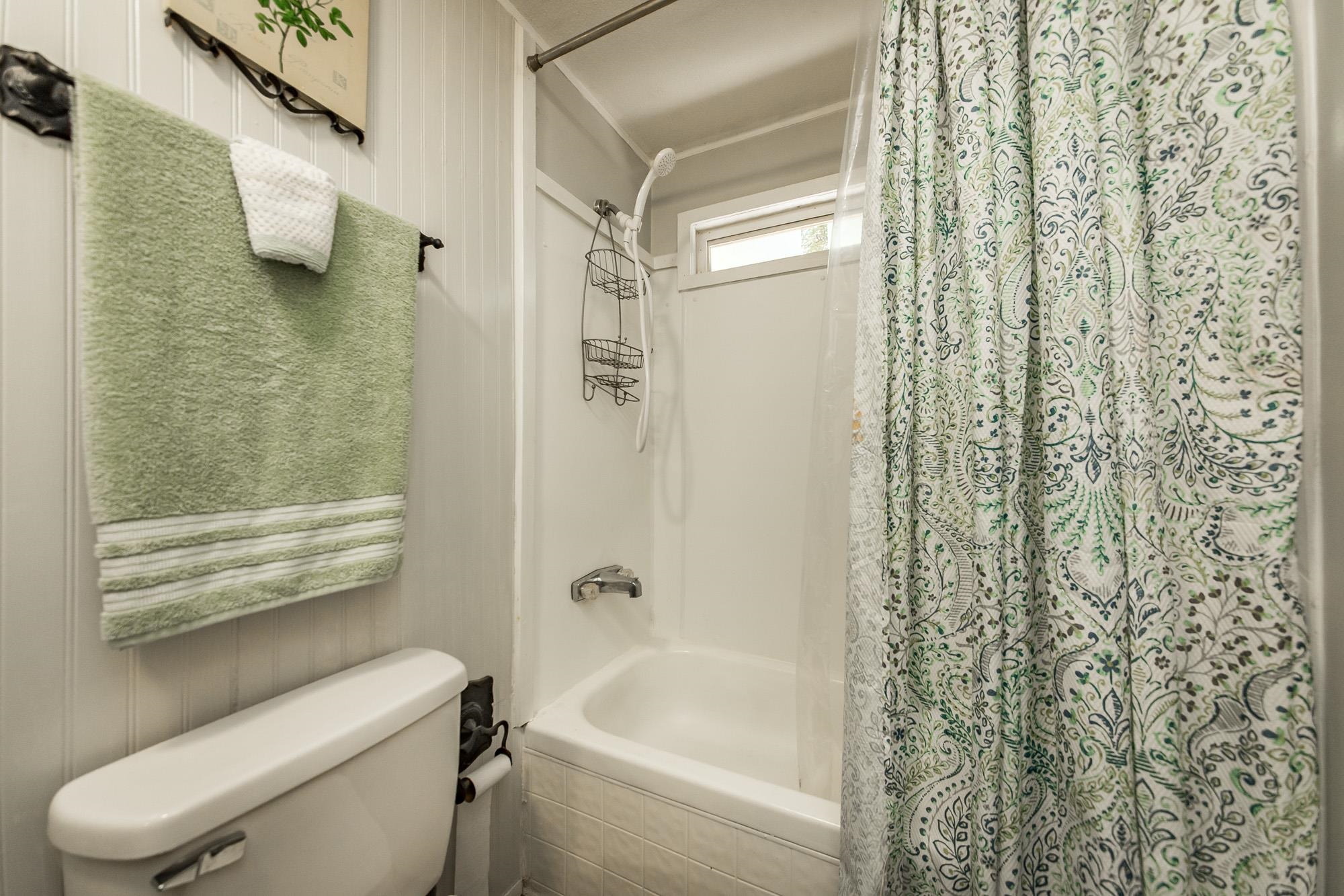 120 Branch Lane  Greers Ferry, AR