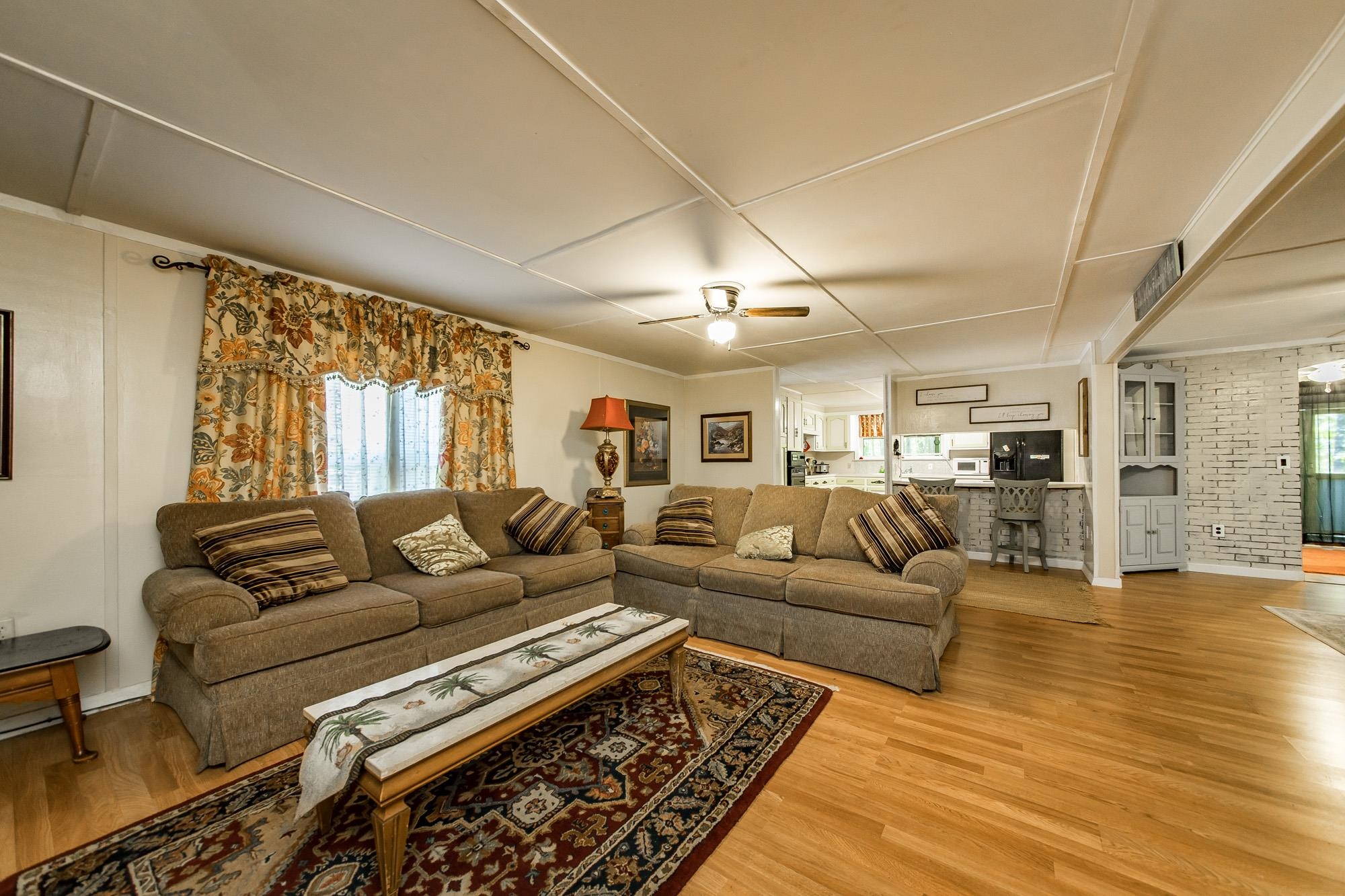 120 Branch Lane  Greers Ferry, AR