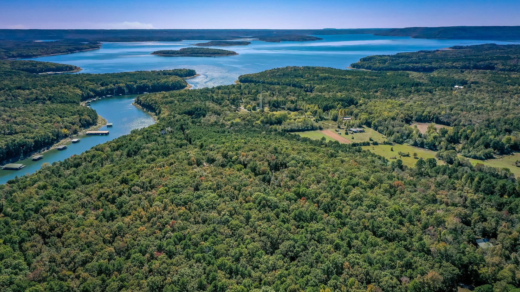 120 Branch Lane  Greers Ferry, AR