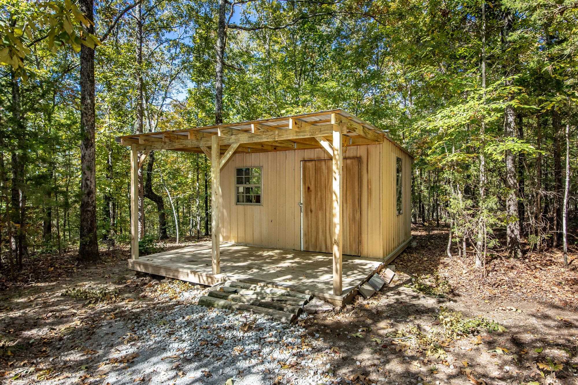 120 Branch Lane  Greers Ferry, AR