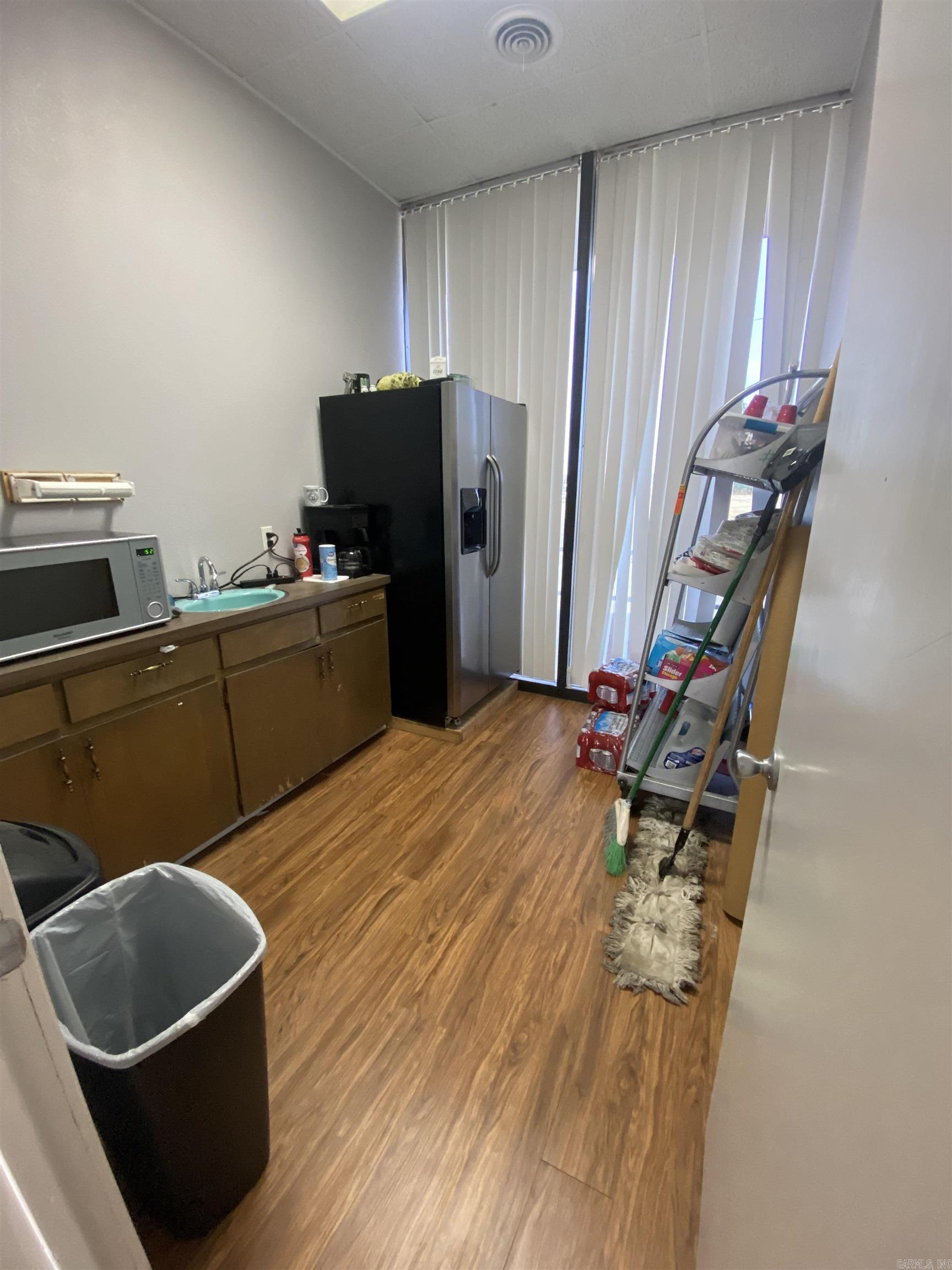 1215 E Broadway  Morrilton, AR