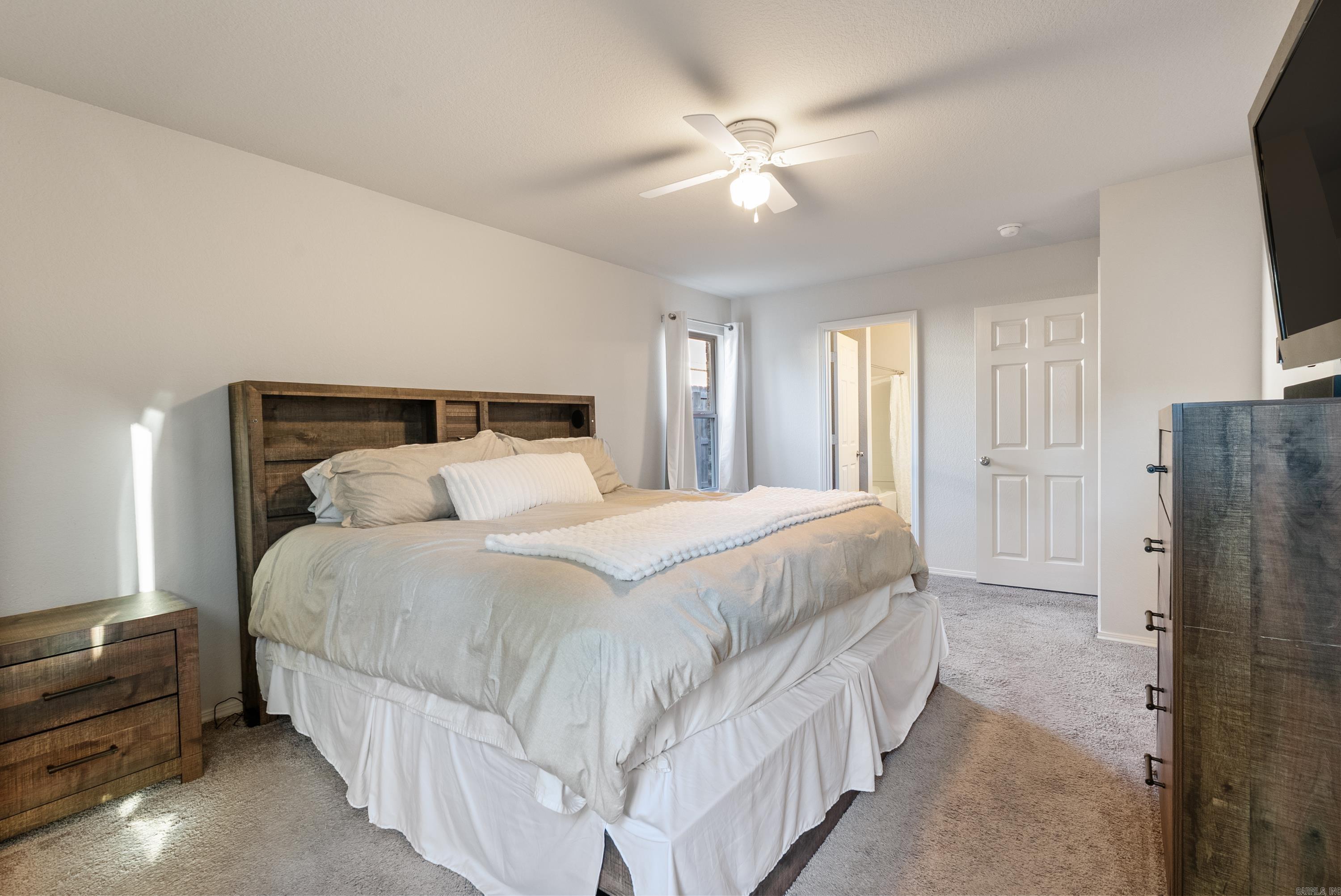 7009 Woodsgate Cove Alexander, AR 72002