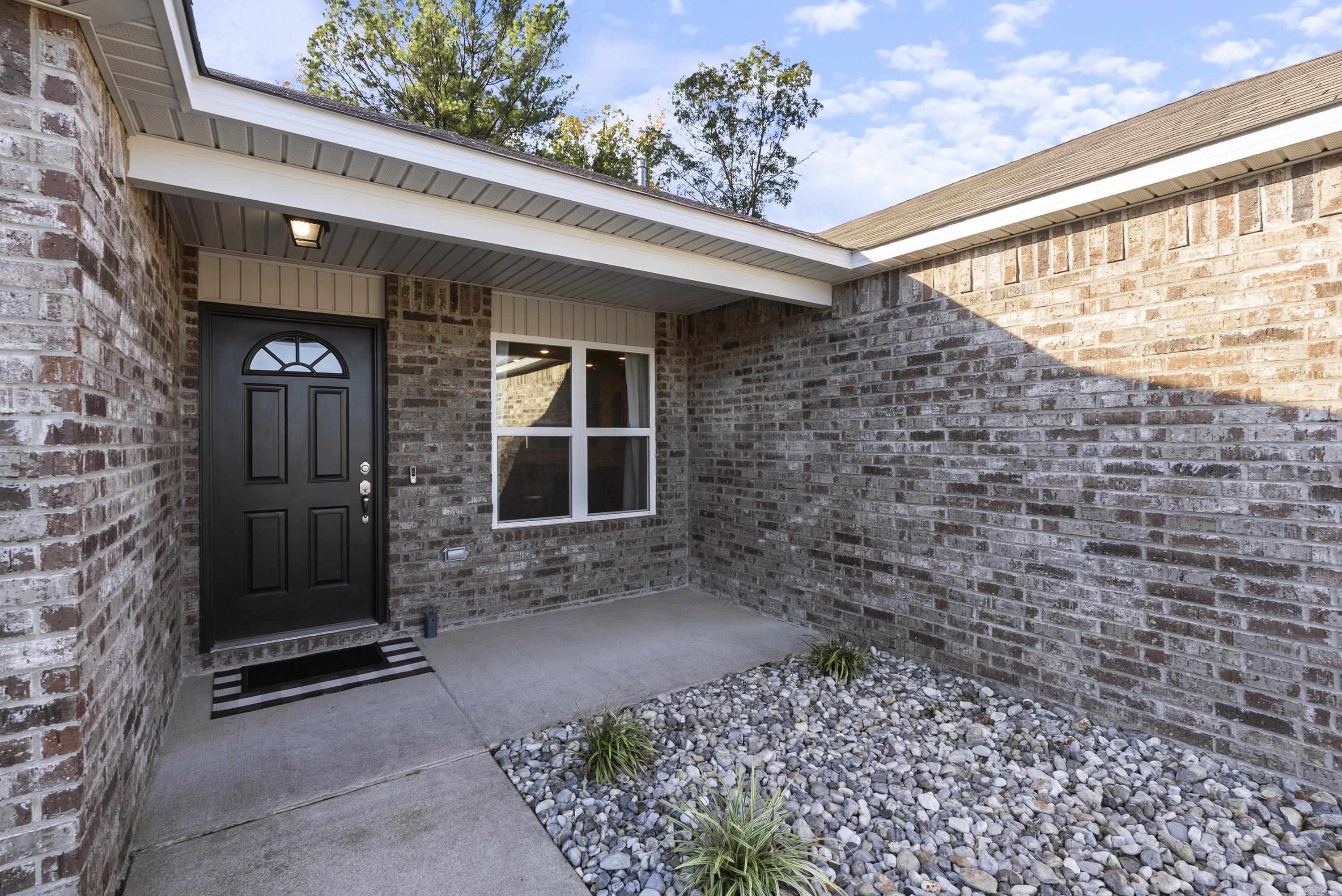 7009 Woodsgate Cove Alexander, AR 72002