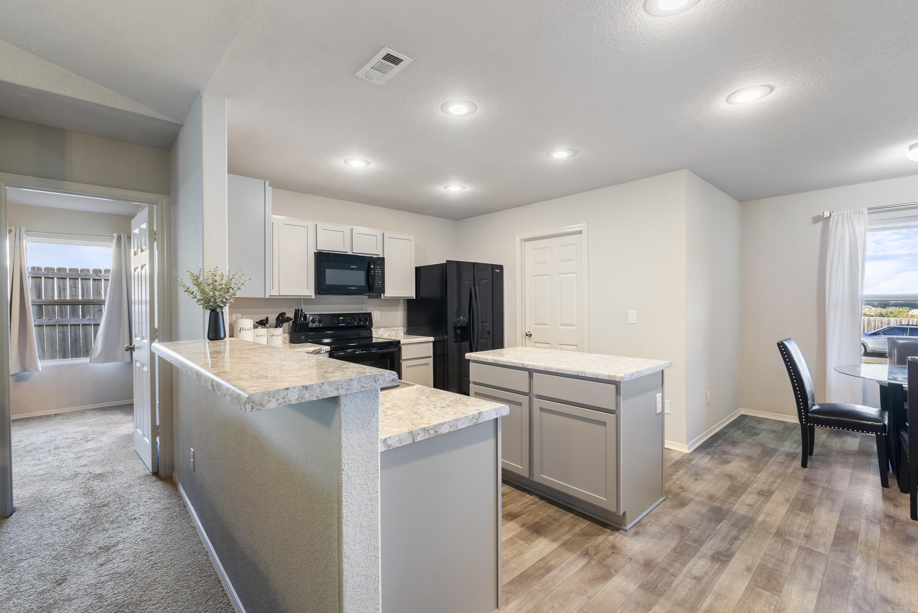 7009 Woodsgate Cove Alexander, AR 72002