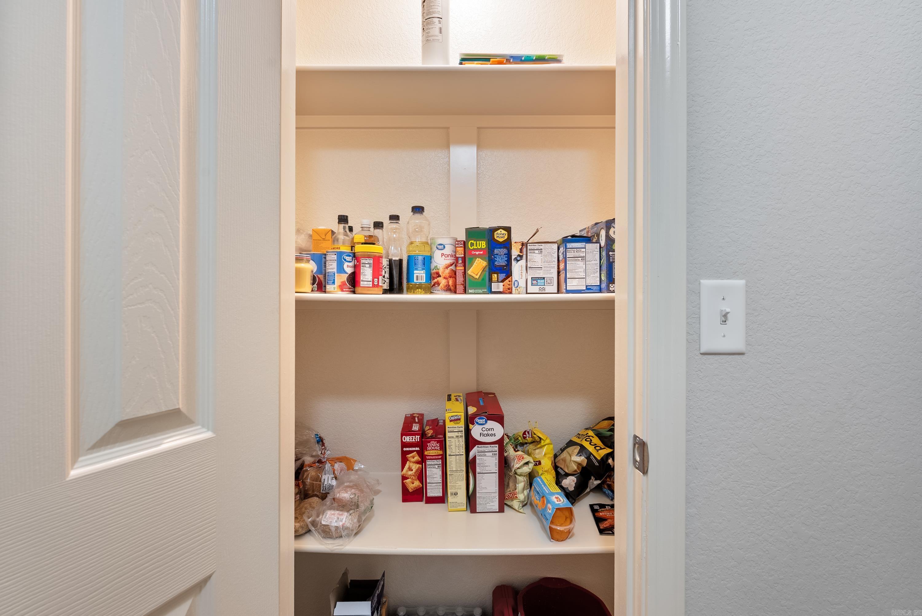 7009 Woodsgate Cove Alexander, AR 72002